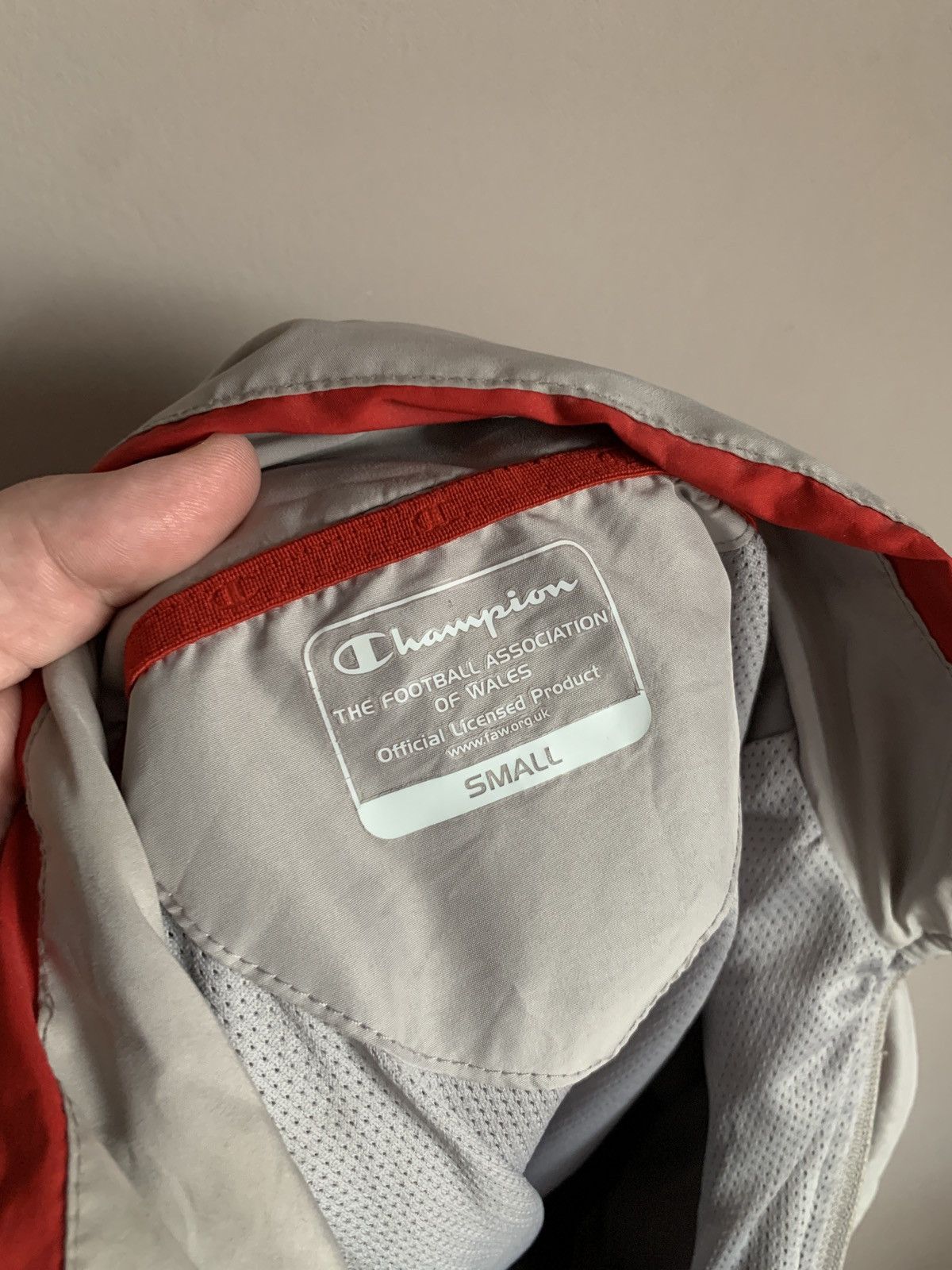 Champion Wales Vintage Football Track Jacket Retro Champion Sz S Size US S / EU 44-46 / 1 - 9 Thumbnail