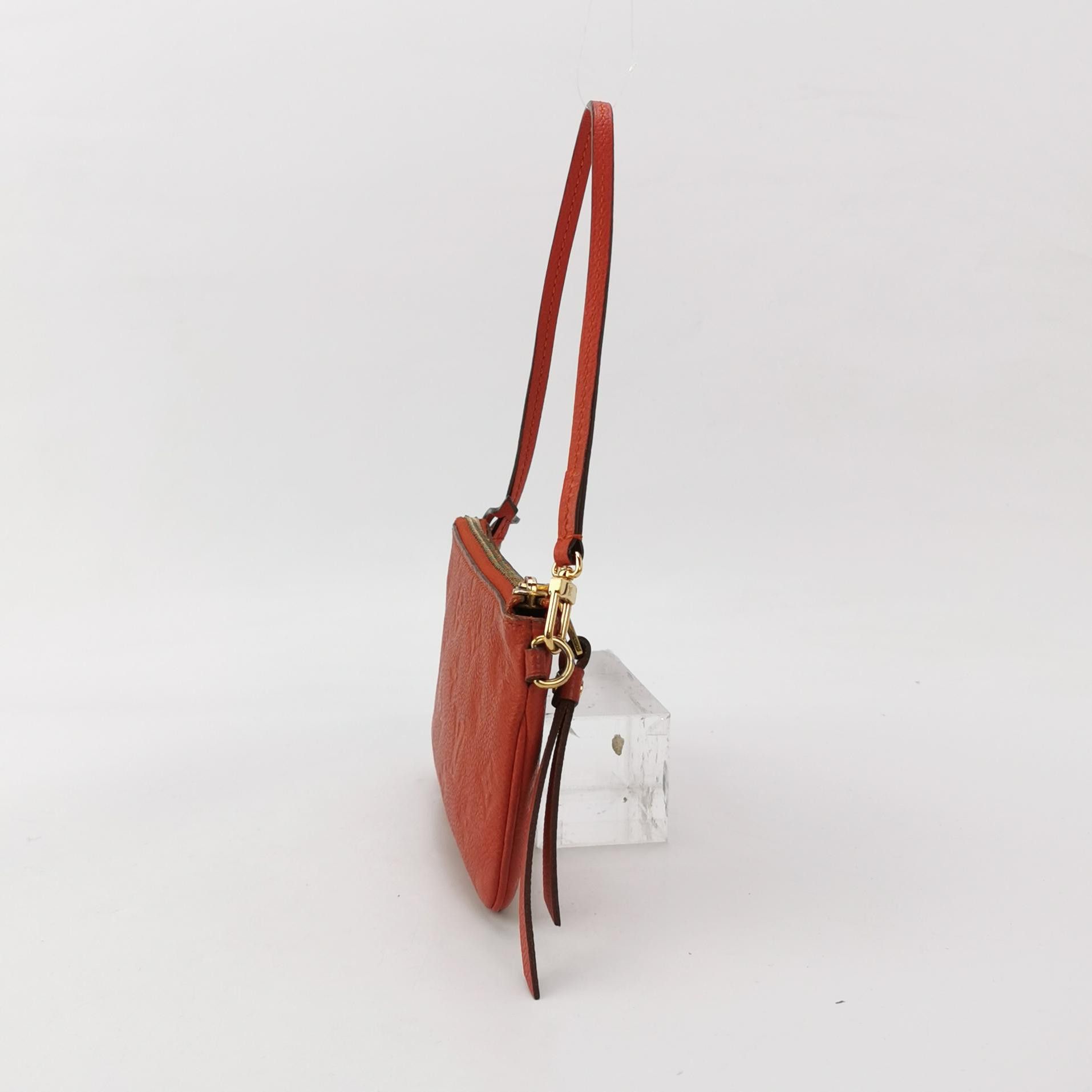 Louis Vuitton Louis Vuitton (LV) Cowhide monogram embossed handbag -y2506 Size ONE SIZE - 2 Thumbnail