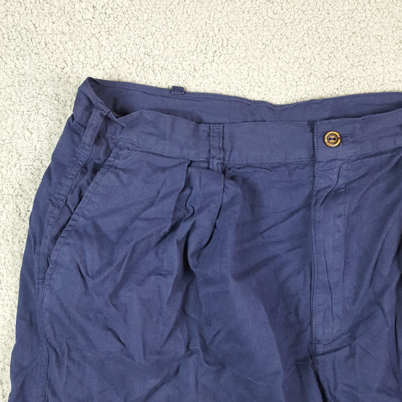 Vintage Vintage Higgins Men's Blue Pleated Relaxed Fit Chino Shorts Size 40 Summer Casual Outdoor Golf Tennis Size US 40 / EU 56 - 2 Thumbnail
