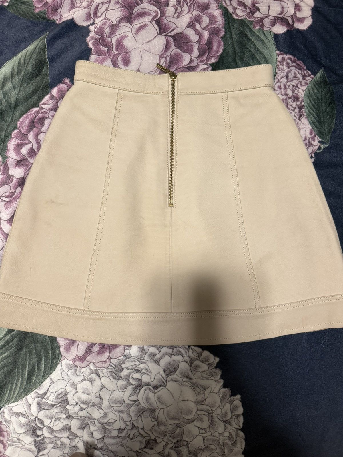 Aje Women’s Cream Leather Skirt Size 26" / US 2 / IT 38 - 4 Thumbnail