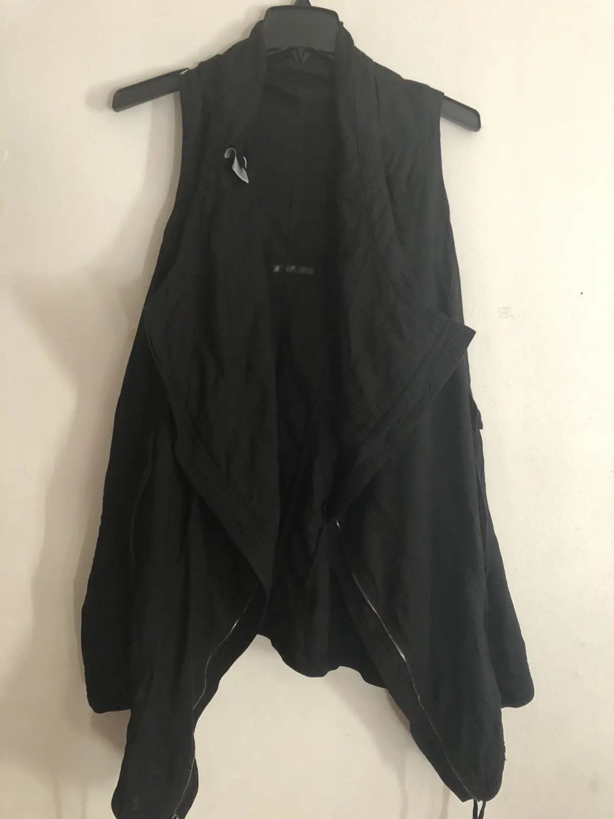 Julius Julius SS10 Neuer Drape Vest Size US S / EU 44-46 / 1 - 3 Thumbnail