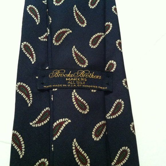 Brooks Brothers BROOKS BROTHERS MENS NEW DARK NAVY 100%SILK TIE WIDTH:3 1/2" Size ONE SIZE - 4 Thumbnail