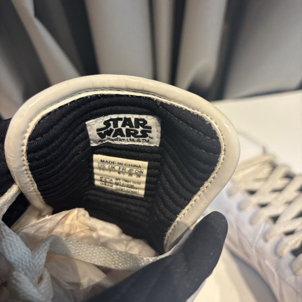 Adidas × Star Wars Adidas Superskate MD x Stormtrooper Star Wars Size US 7.5 / EU 40-41 - 7 Thumbnail