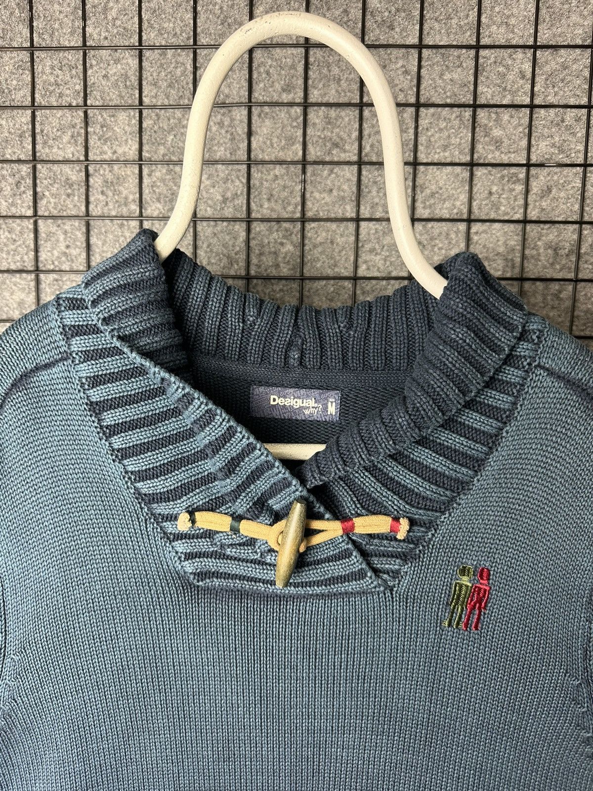 Desigual Desigual Streetwear Toggle Closure Knitted Sweater Size M Size US M / EU 48-50 / 2 - 2 Thumbnail