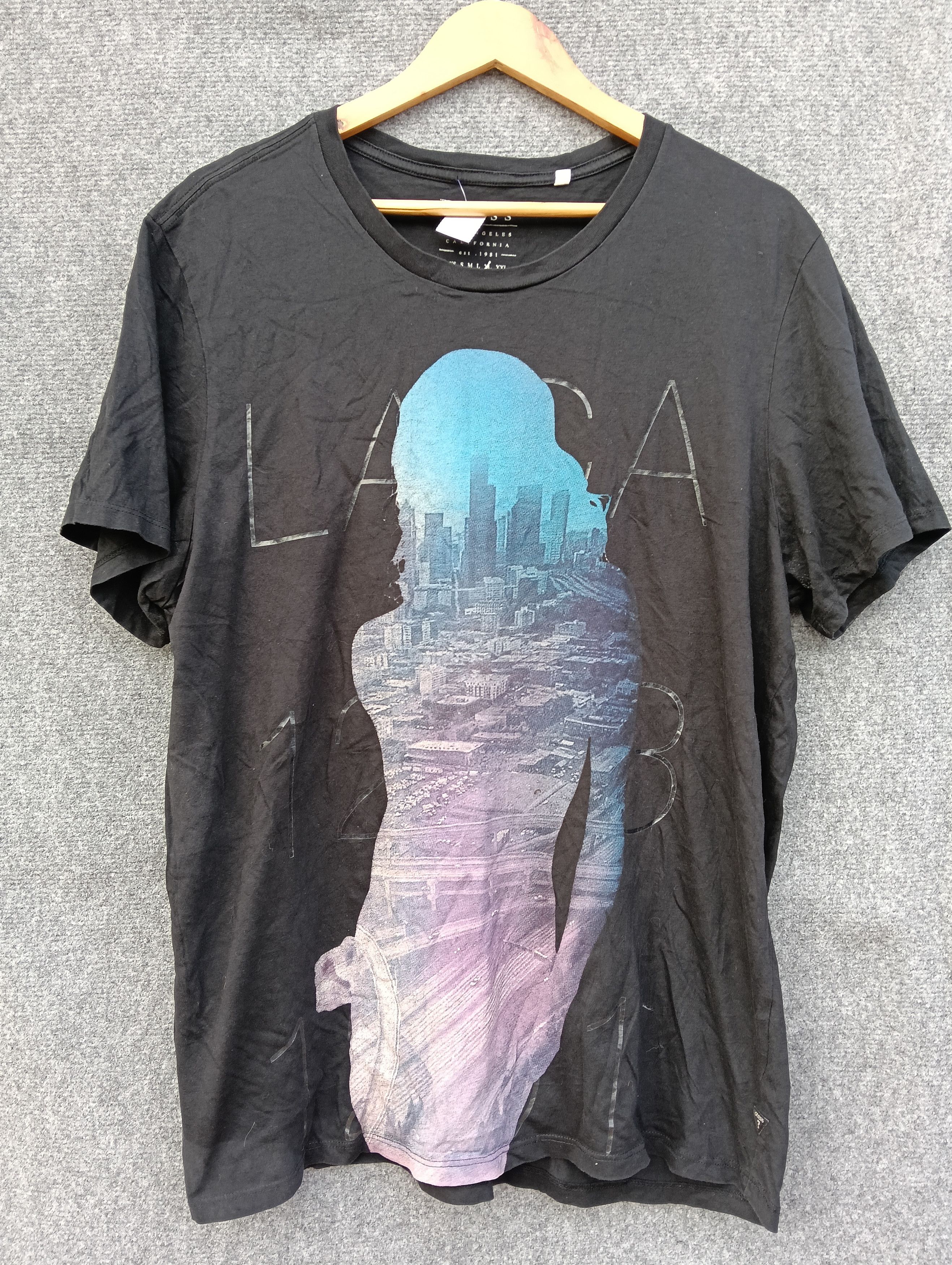 Guess Guess Tshirt Size US XL / EU 56 / 4 - 1 Thumbnail
