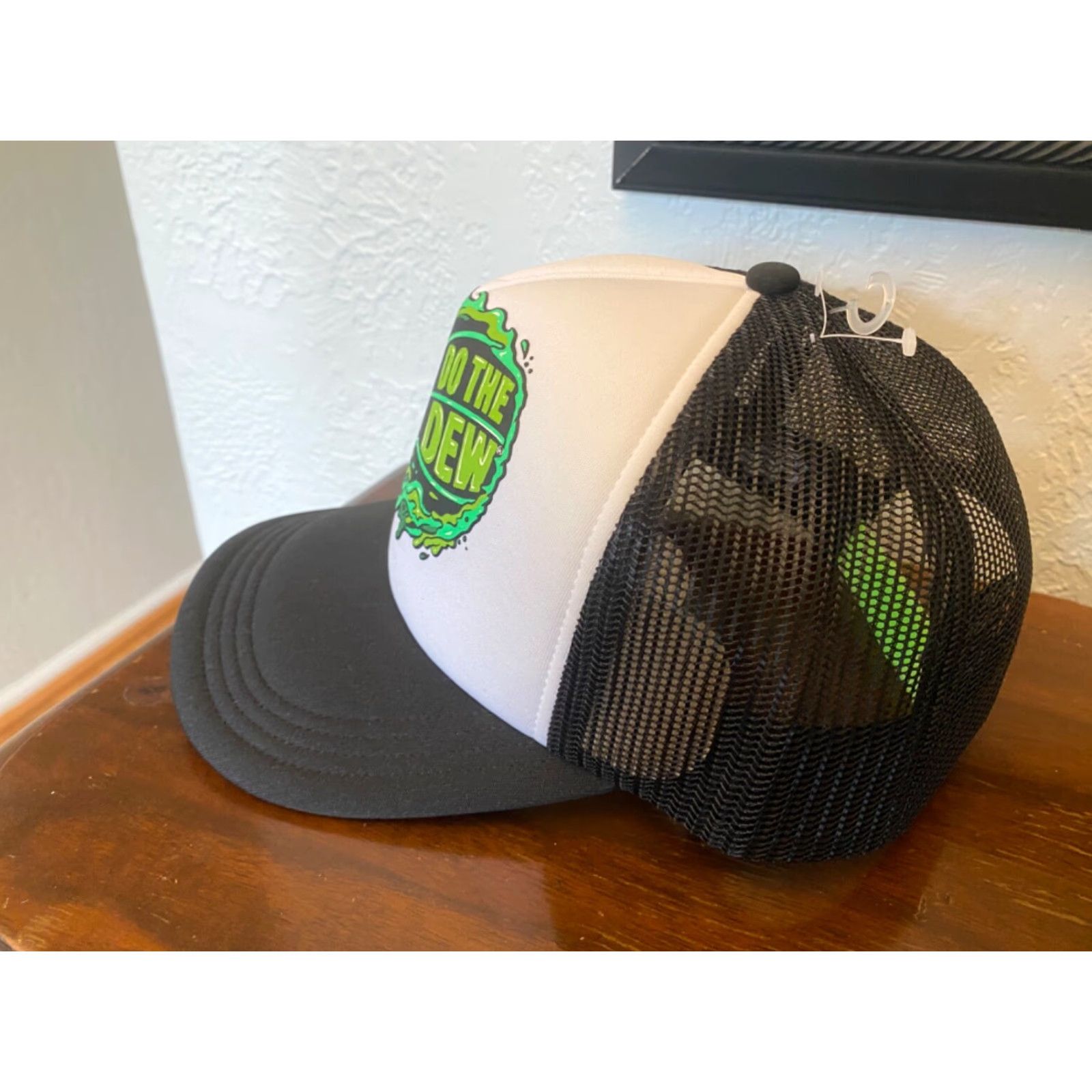 Lids VINTAGE Mountain Dew Do the Dew Adjustable Trucker Hat Cap New Size ONE SIZE - 2 Thumbnail