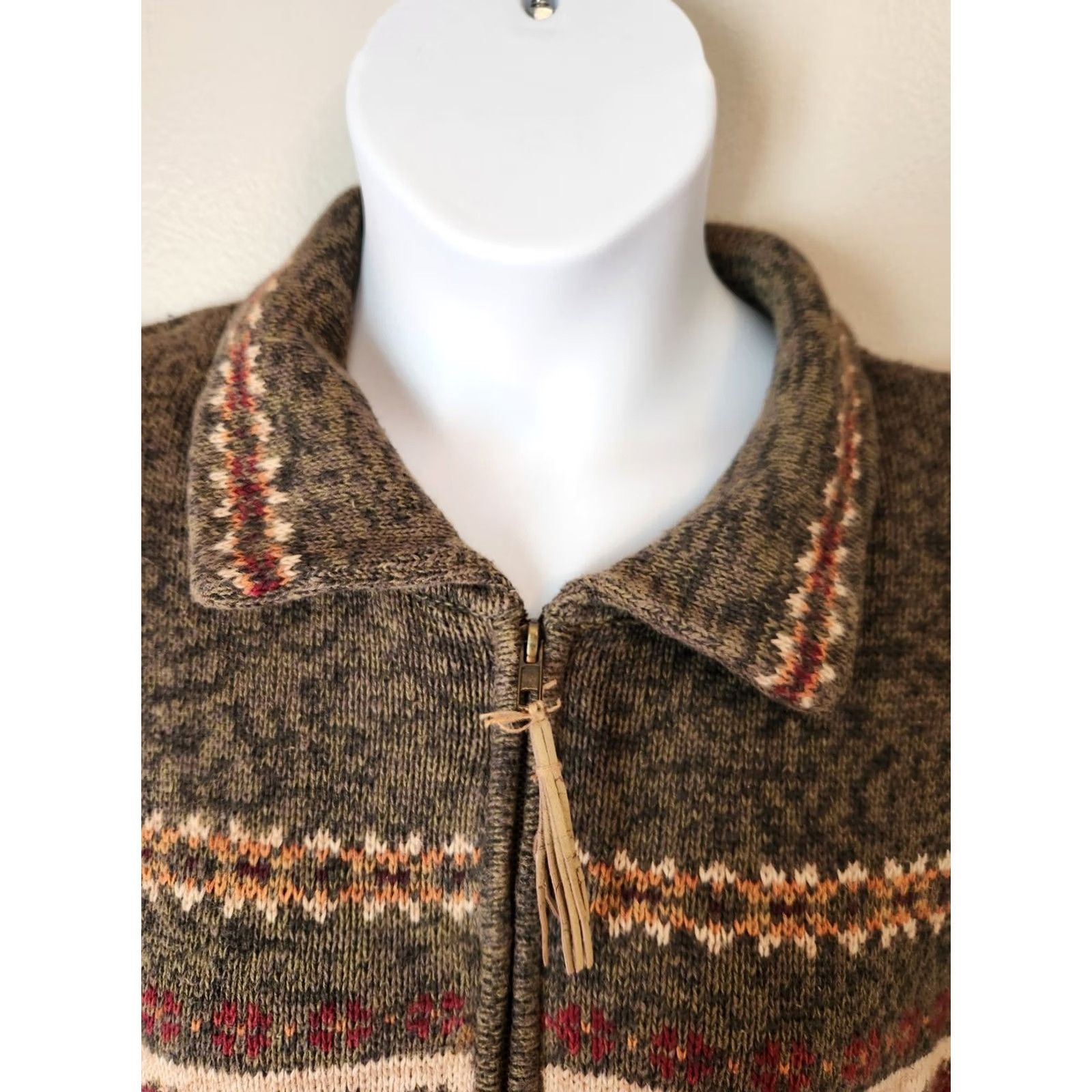 Vintage Tiara Women Green Winter Stripe Full Zip Cardigan Sweater 26/28 Plus Size Adult Womens Regular Fit Ramie Cotton Hand Wash Only Vintage No Size 4XL / US 24-26 - 3 Thumbnail
