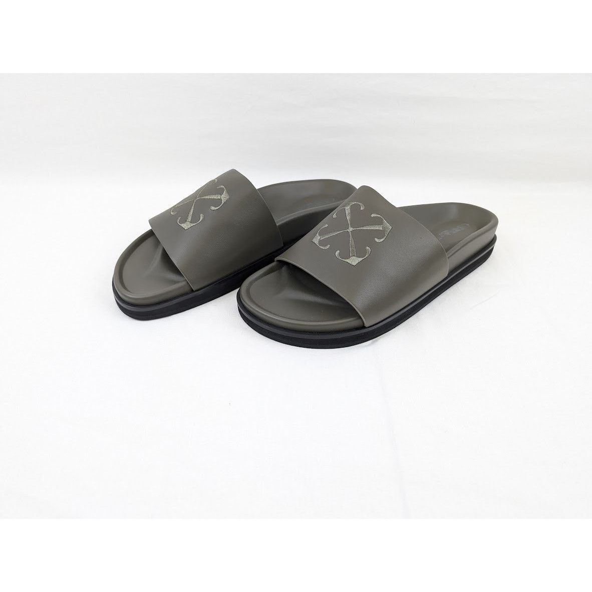 Off-White o1rshd1 Pool Time Slider in Military Green Size US 9 / EU 42 - 15 Thumbnail