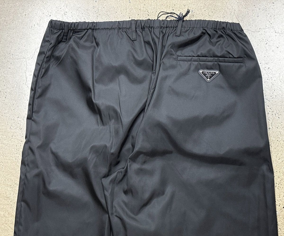Prada PRADA Logo Trousers in Re-Nylon Pants Size US 38 / EU 54 - 7 Thumbnail