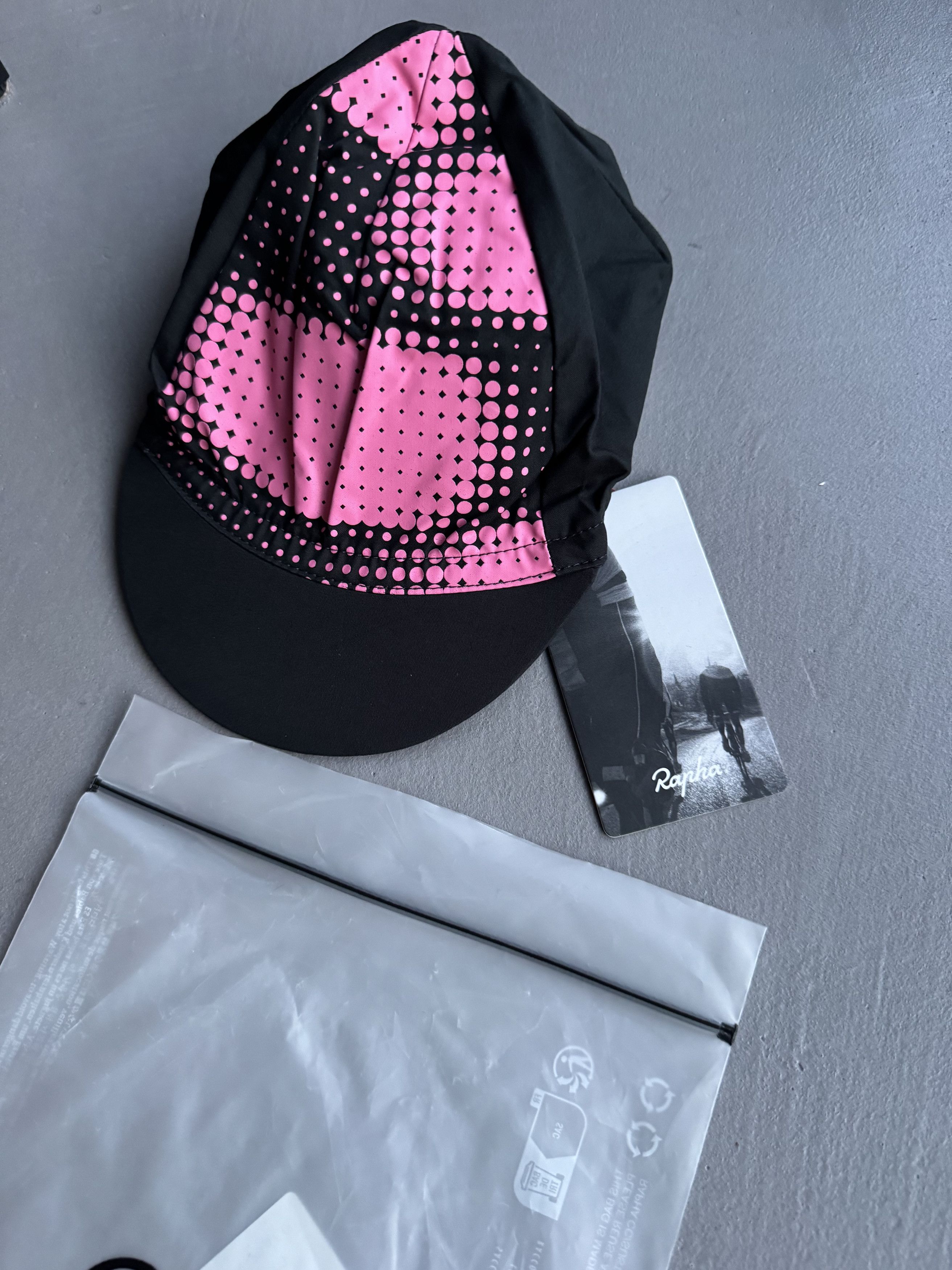Rapha Rapha Past Forward Cycling Cap, Pink Black, One Size Size ONE SIZE - 1 Thumbnail