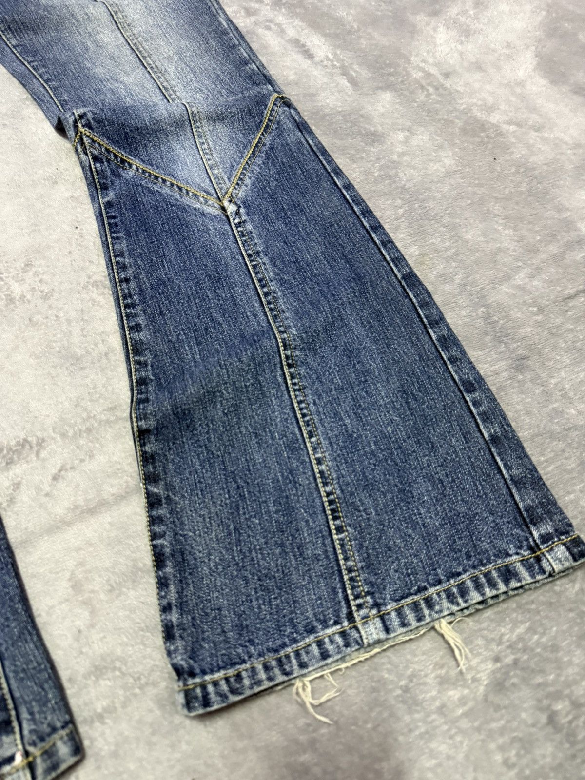 Hysteric Glamour Oririn Japan Panelling Flared Bootcut Jeans Size US 28 / EU 44 - 7 Thumbnail
