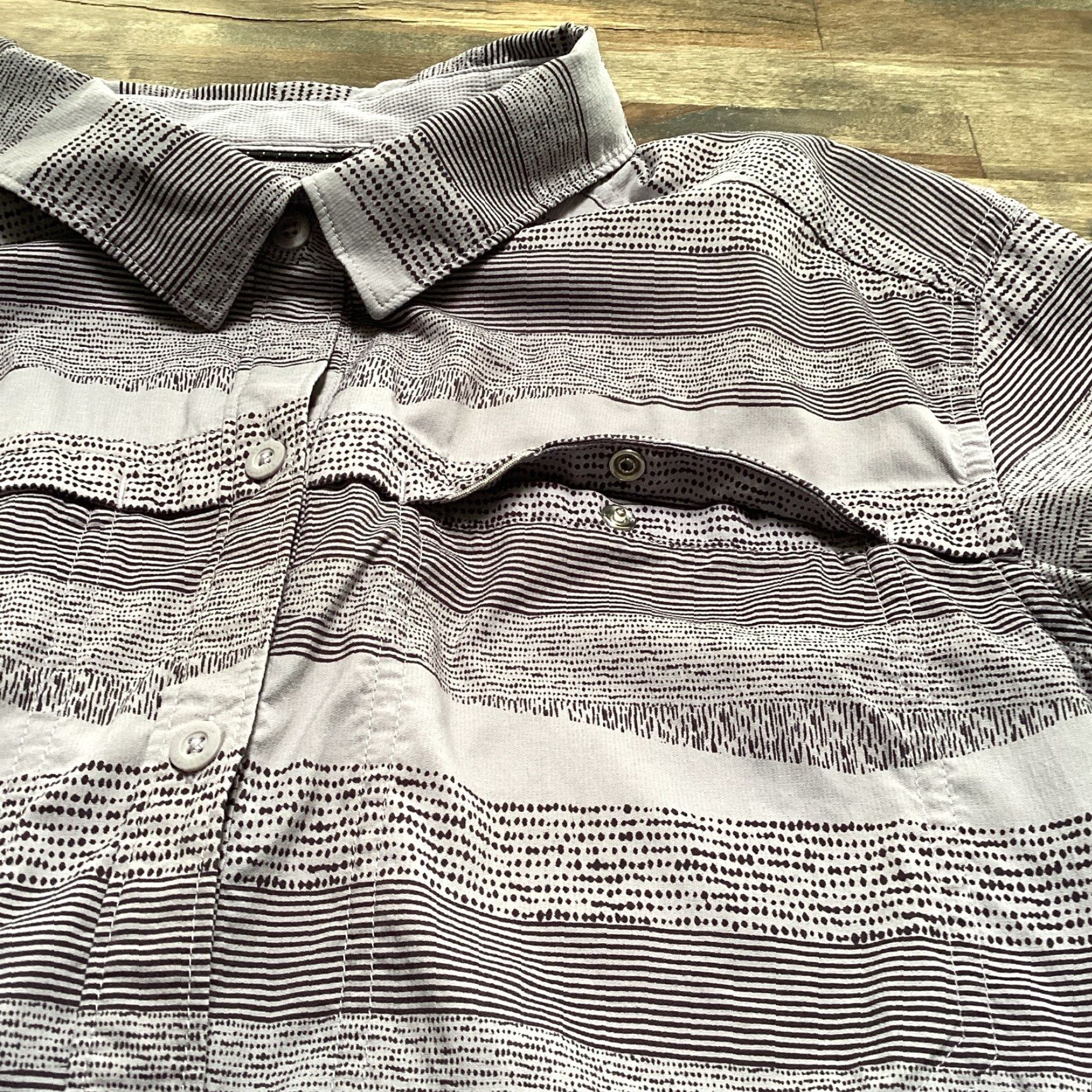 Vintage VINTAGE REI Shirt Women XL Gray Purple Button Down Roll Tab Outdoor Nylon Hiking Vented Size XL / US 12-14 / IT 48-50 - 5 Thumbnail