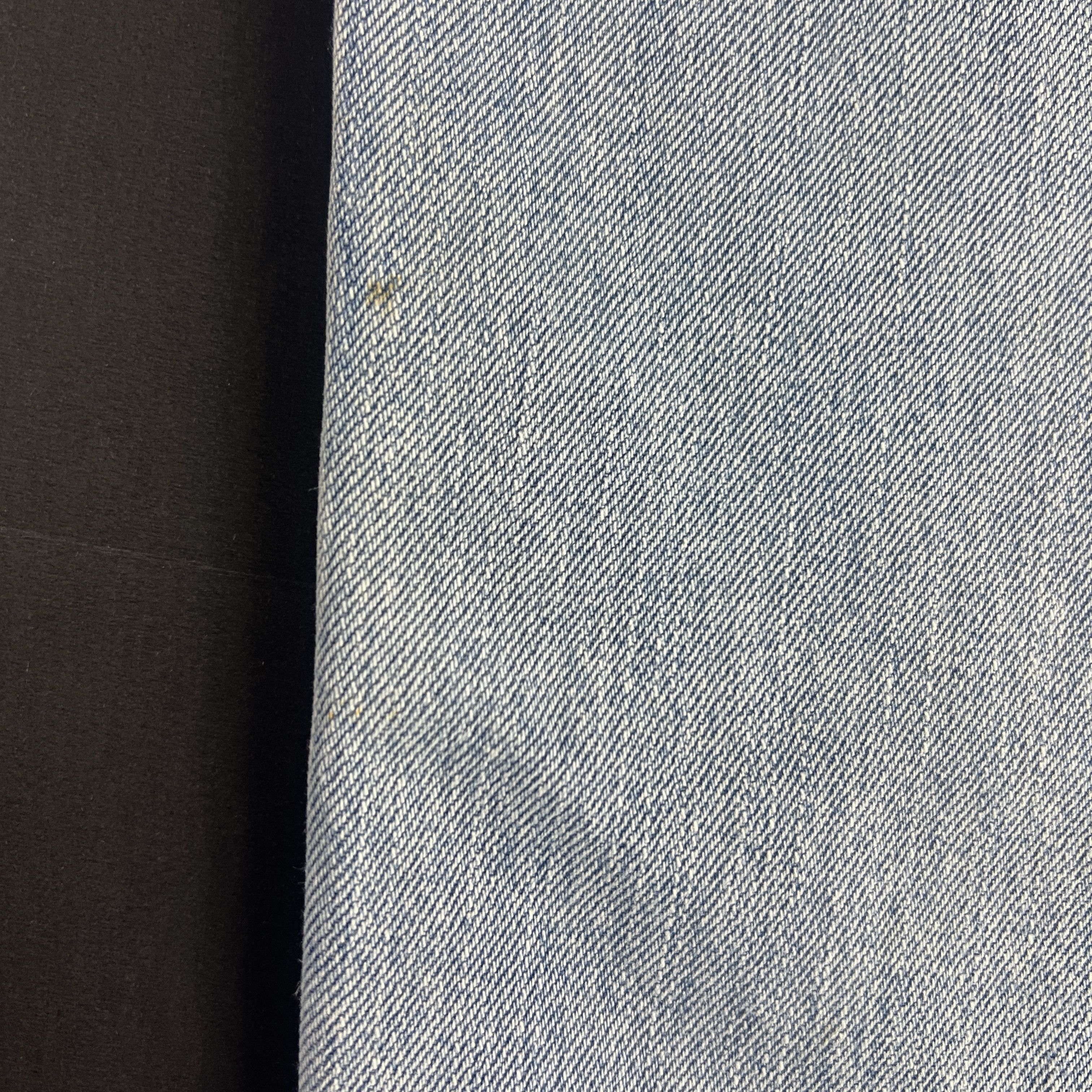 Levi's × Vintage Y2K Levi's Jean 550 Relaxed Straight Light Blue Cotton Denim Size US 37 - 2 Thumbnail