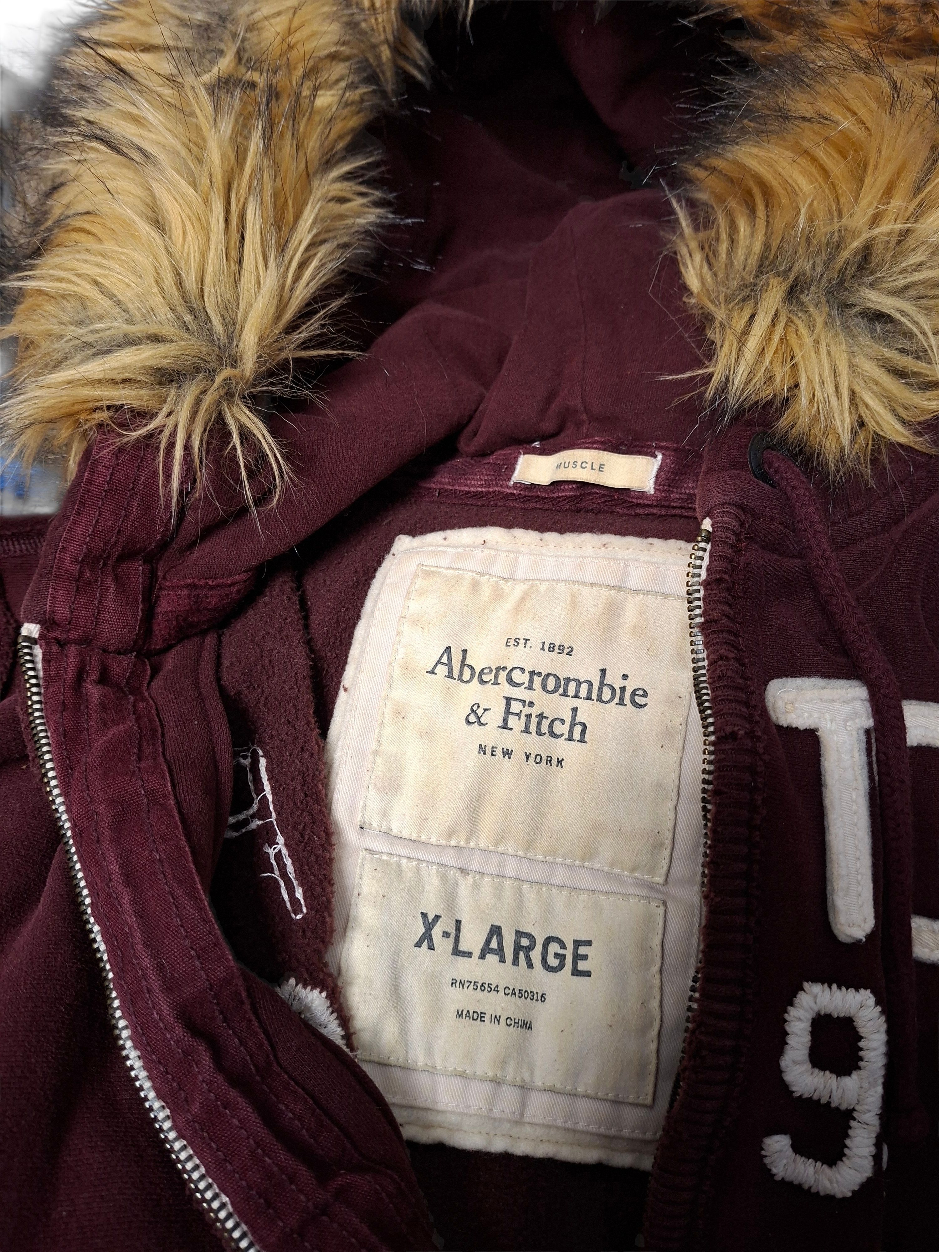 Abercrombie & Fitch ABERCROMBIE FITCH FAUX FUR AVANT GARDE ZIP HOODIE Size US XL / EU 56 / 4 - 4 Thumbnail