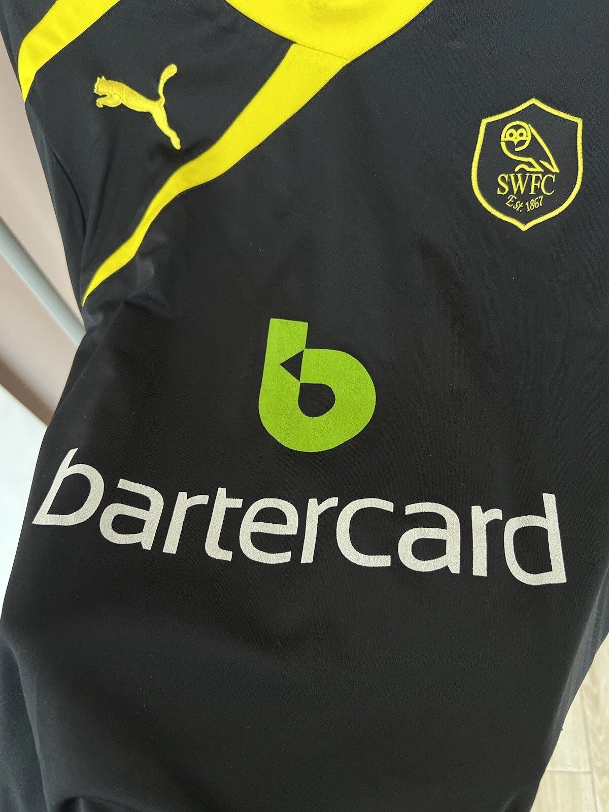 Puma FC Sheffield Wednesday 2013/14 Away Football Shirt Size L Size US L / EU 52-54 / 3 - 7 Thumbnail