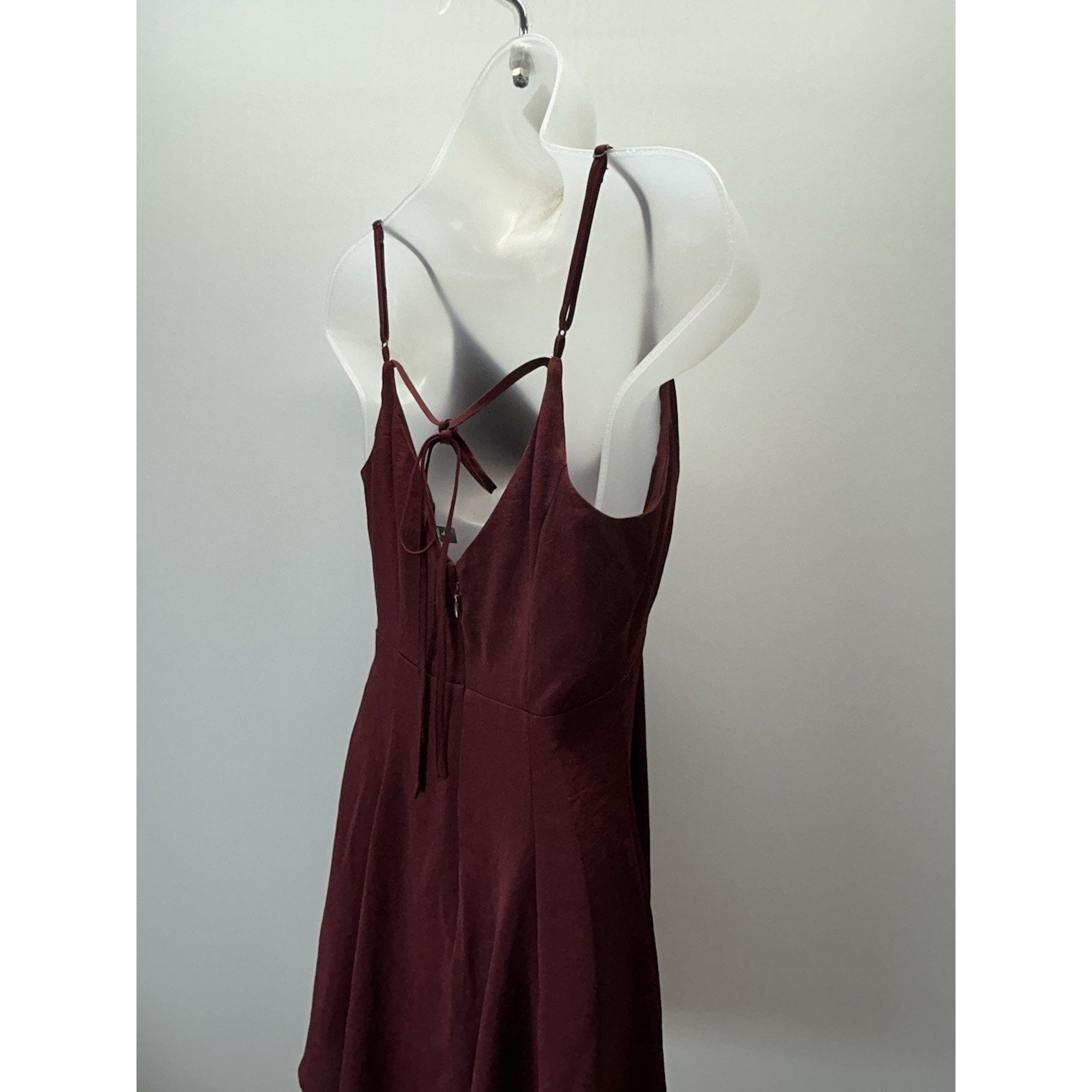 Express Express S Maroon Velvet Deep-V Back Mini Cocktail Dress. Size S / US 4 / IT 40 - 5 Thumbnail