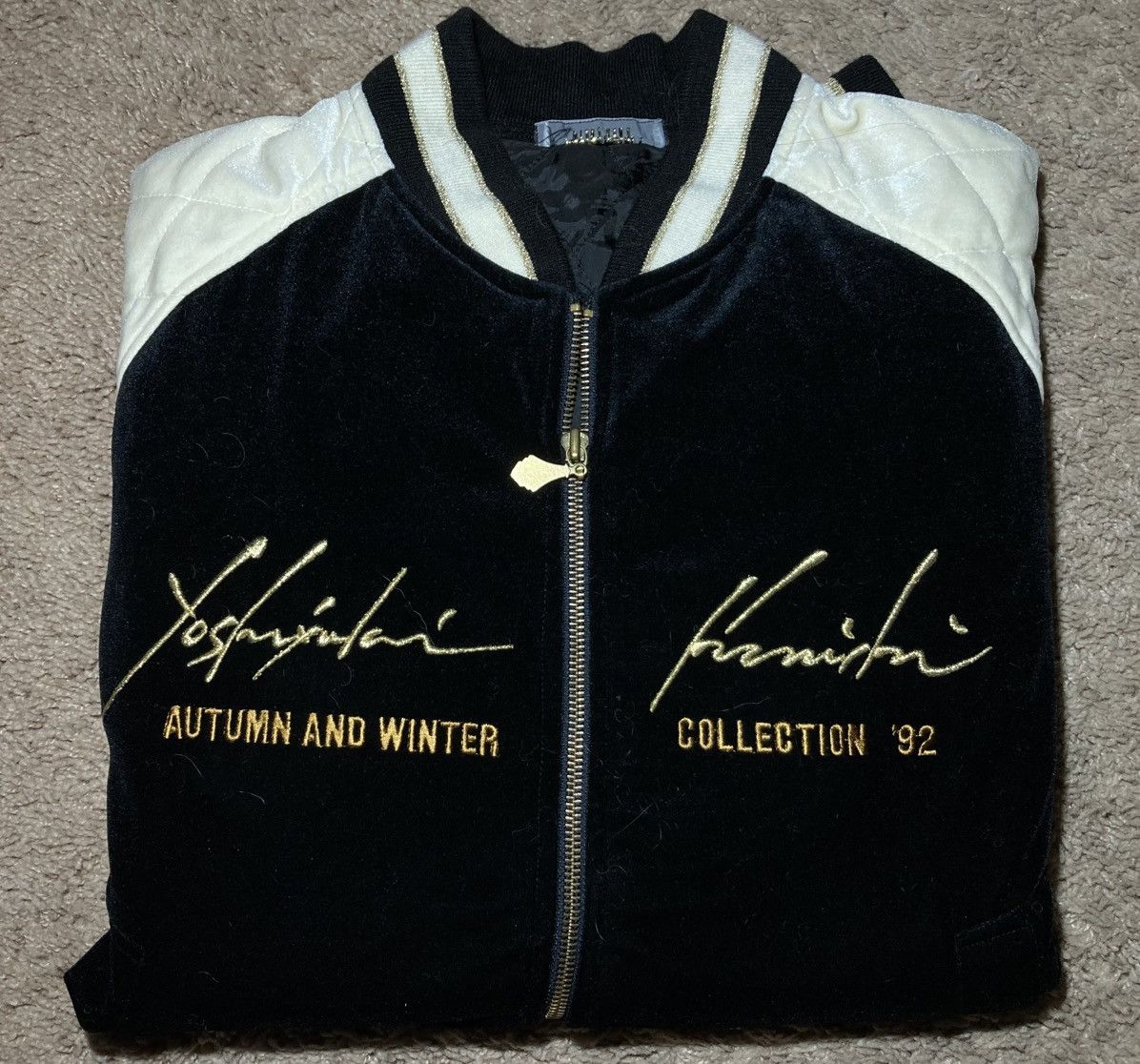 Yoshiyuki Konishi AW92 Ficce Velour Sukajan Jacket Embroidered Quilted 90s Size US M / EU 48-50 / 2 - 1 Thumbnail