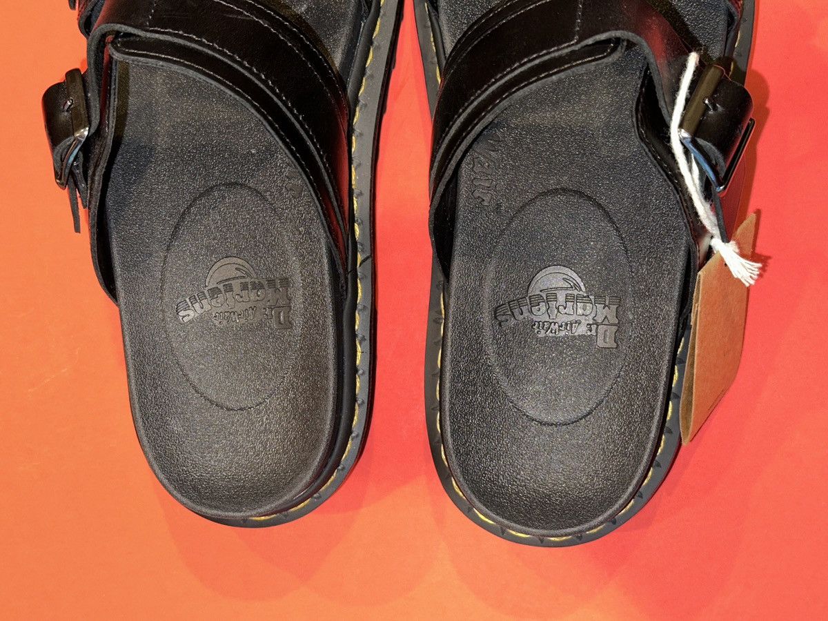 Dr. Martens DR. MARTENS MYLES BLACK LEATHER 2 BUCKLE SLIDE SANDALS M11 Size US 11 / EU 44 - 3 Thumbnail