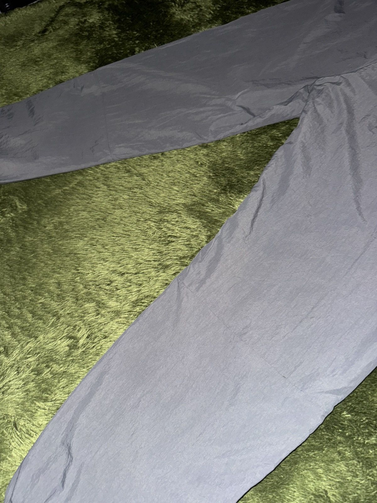 Liberaiders [S] Liberaiders Nylon Embroidered Logo Track Pants Size US 32 / EU 48 - 10 Thumbnail