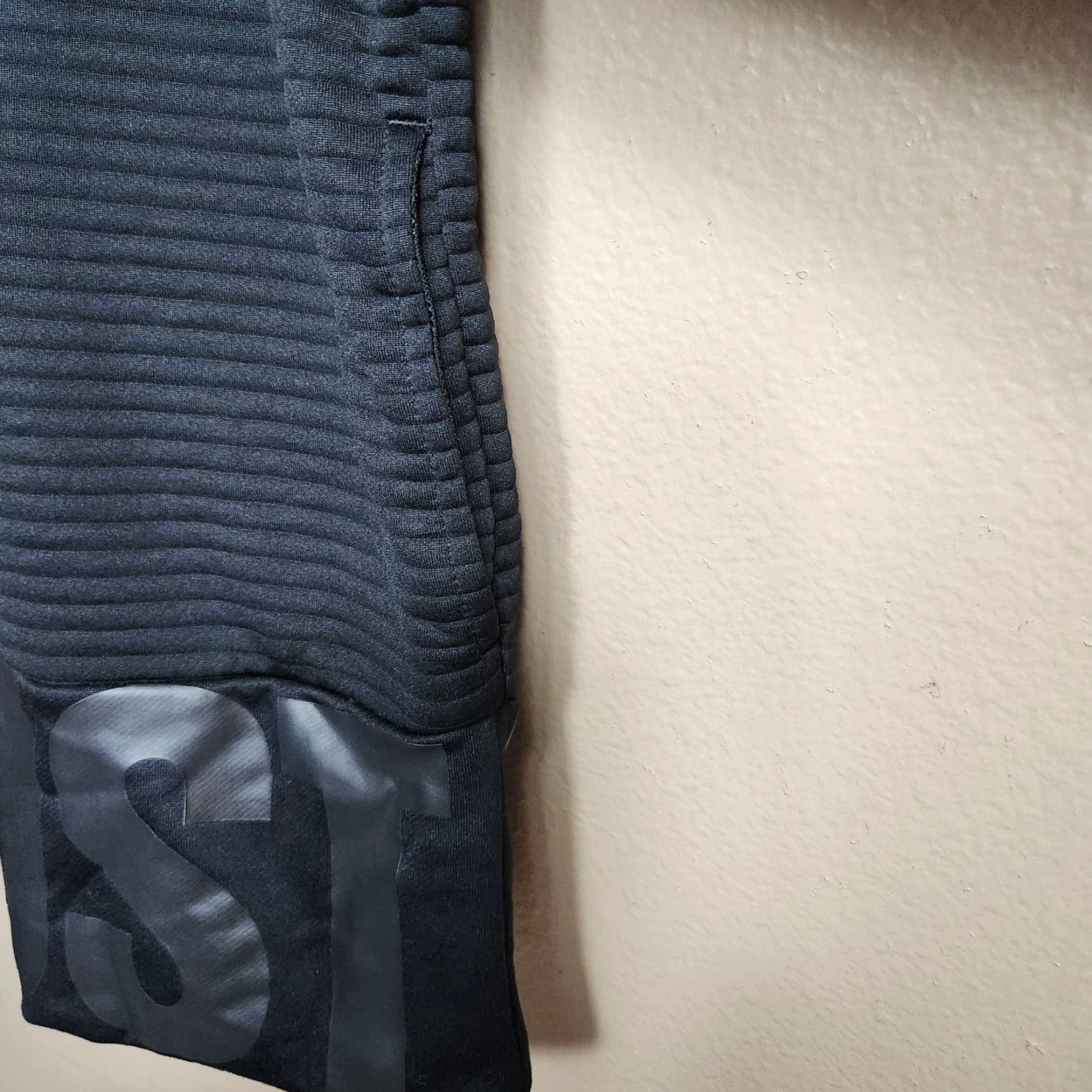 Nike Nike Dri-Fit Training Womens Black Crew Top Rib-Quilted Sweatshirt-Size S Size S / US 4 / IT 40 - 4 Thumbnail