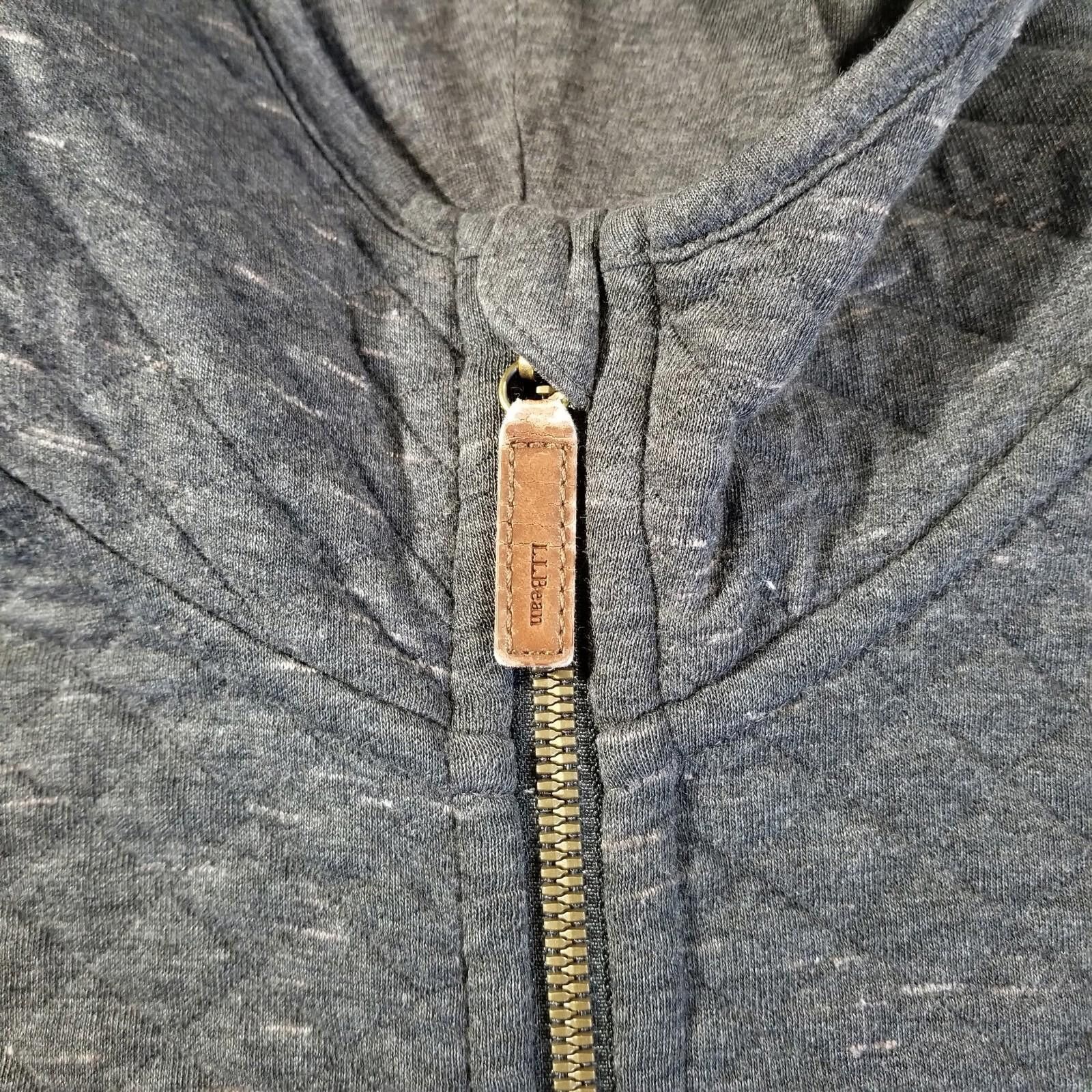 L.L. Bean LL Bean Small Gray Light Quilted Zip Up Hooded Jacket Size S / US 4 / IT 40 - 12 Thumbnail