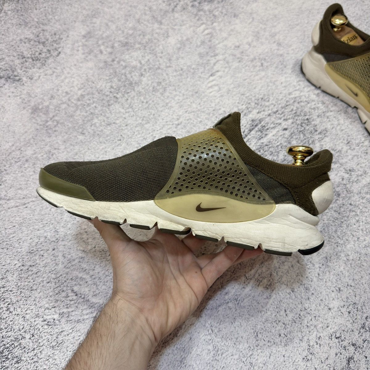 Fragment Design × Nike Nike x Fragment Design Sock Dart SP Dark Loden US9 UK8 Size US 9 / EU 42 - 4 Thumbnail