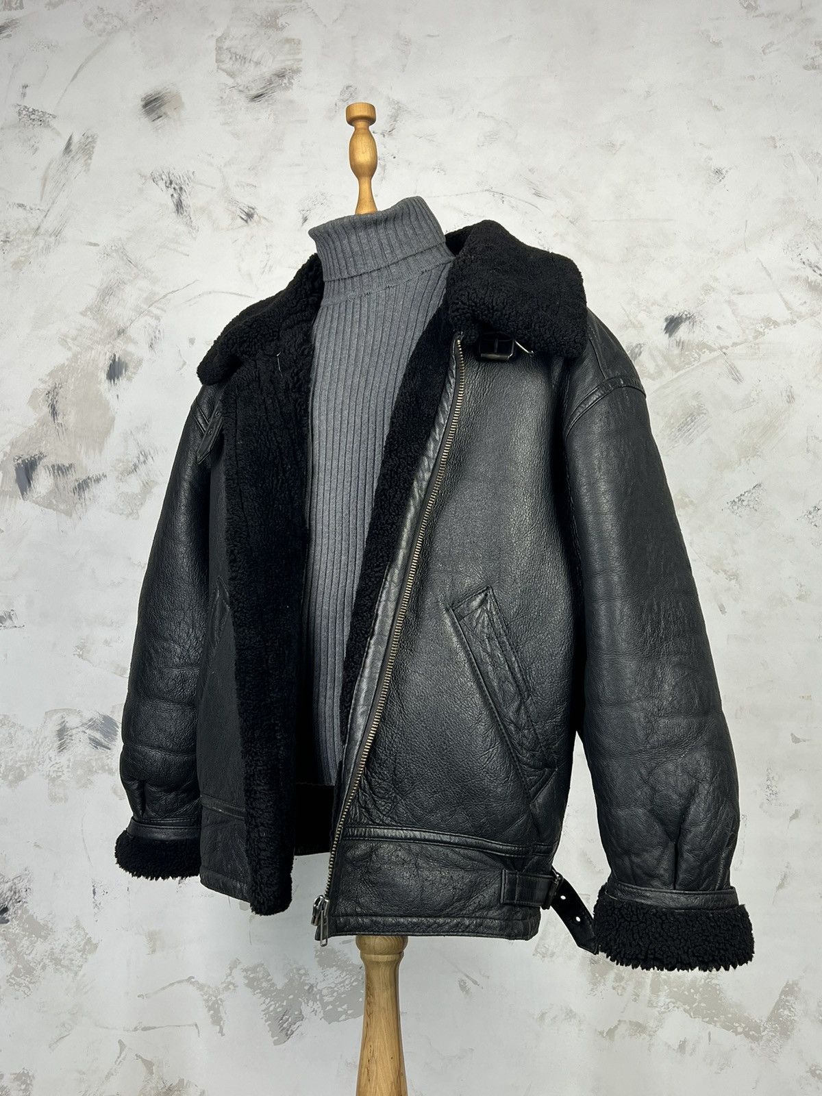 Vintage Vintage Original Shearling Jacket Sheepskin Coat Size XL Size US XL / EU 56 / 4 - 2 Thumbnail