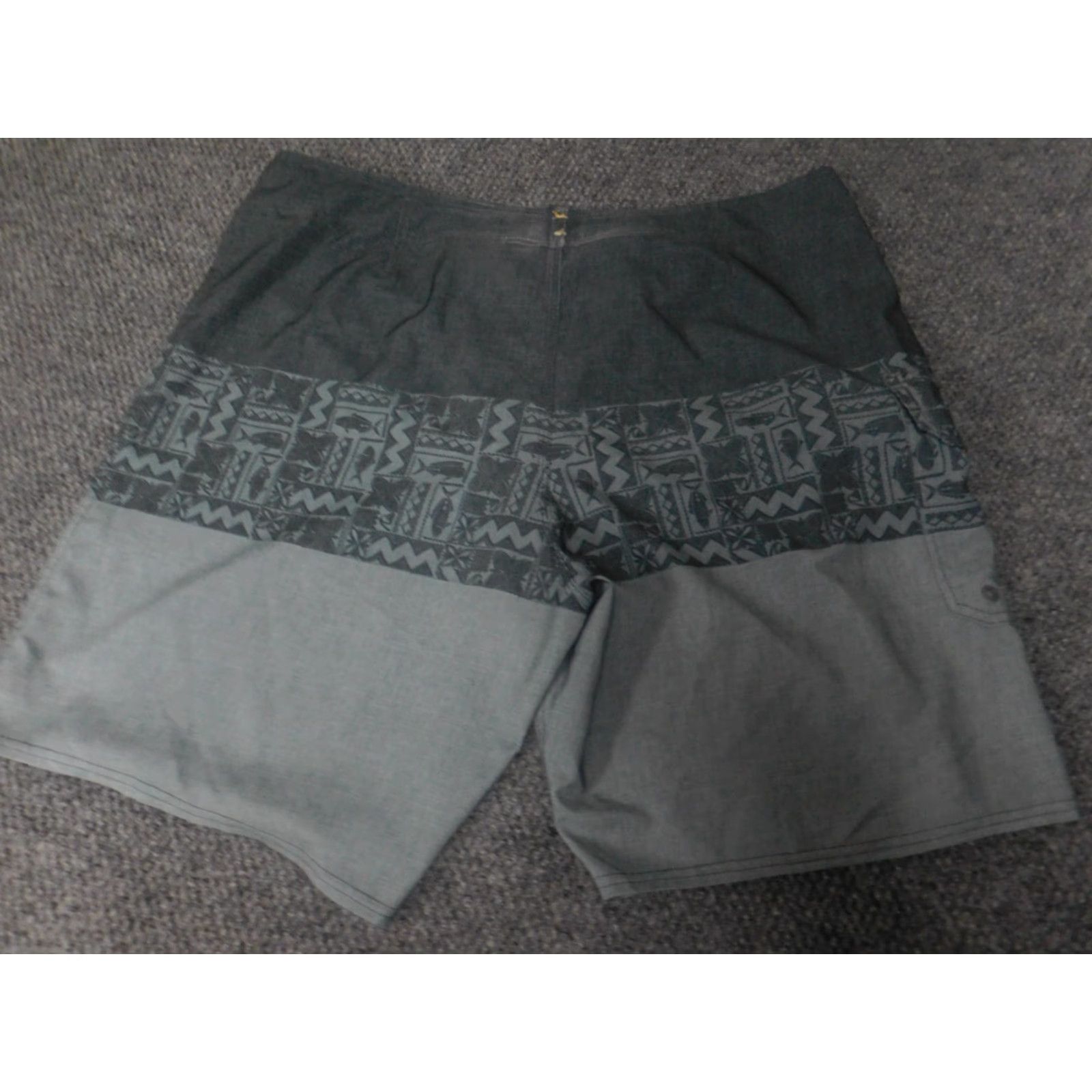 Quiksilver Quiksilver Mens Trunks Bottom 40 Gray Blue 90s Lifeguard Surfing Comfortable Fit Vintage Size US 40 / EU 56 - 7 Thumbnail