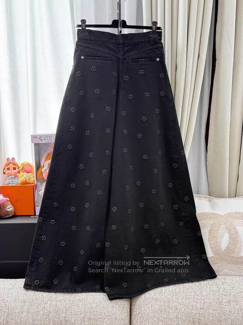 Chanel Chanel Embossed camellia denim wide-leg pants Size 24" / US 00 / IT 34 - 2 Thumbnail
