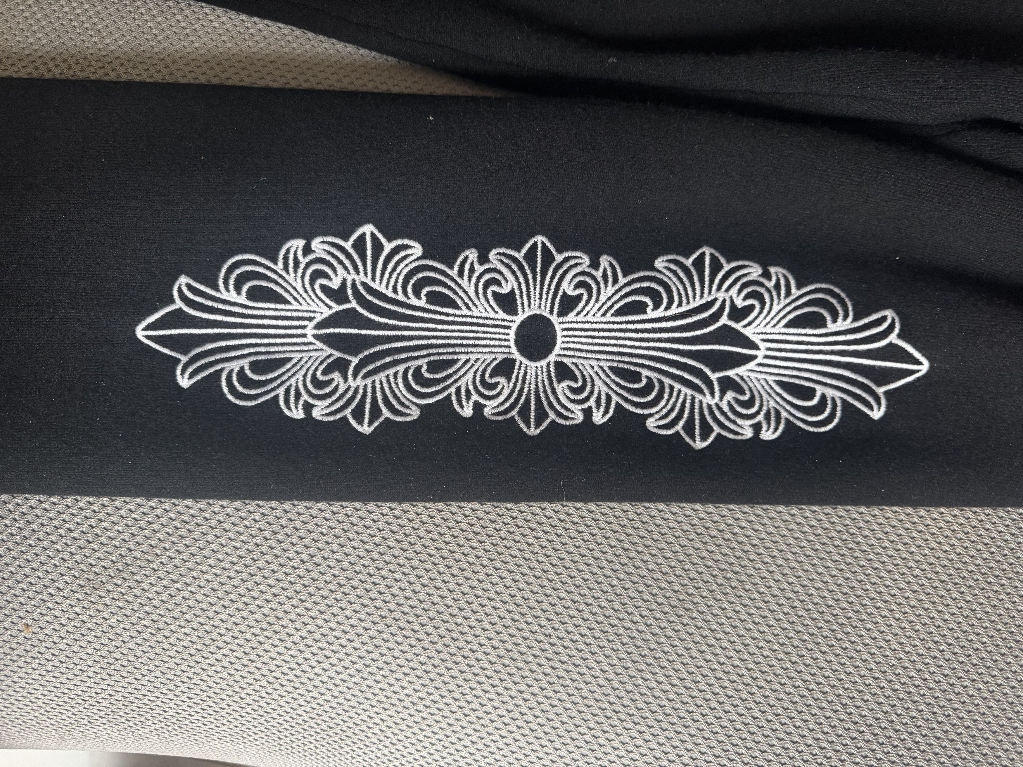 Chrome Hearts Chrome Hearts “Floral” Cashmere Sweats Size US 34 / EU 50 - 2 Thumbnail