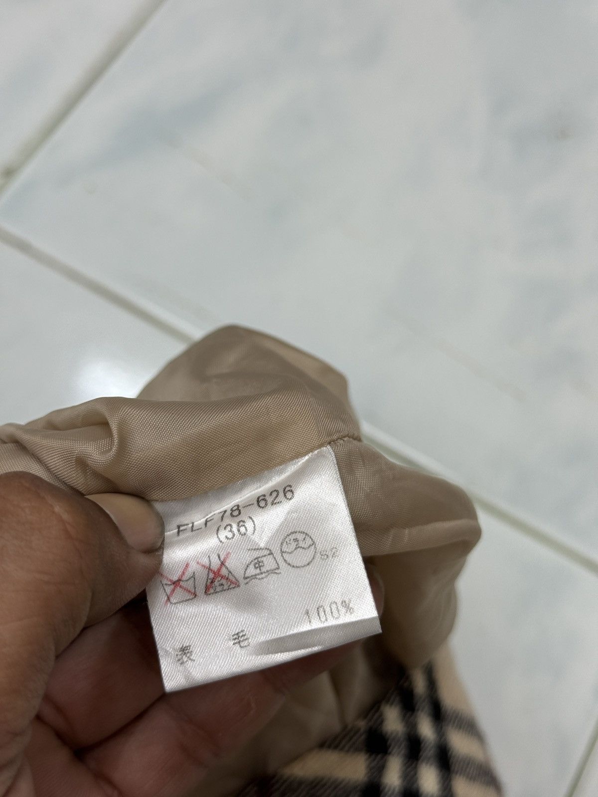 Burberry 🔥🔥🔥ARCHIVE BURBERRY NOVA CHECK MINI SKIRTS Size 25" / US 0 / IT 36 - 8 Thumbnail