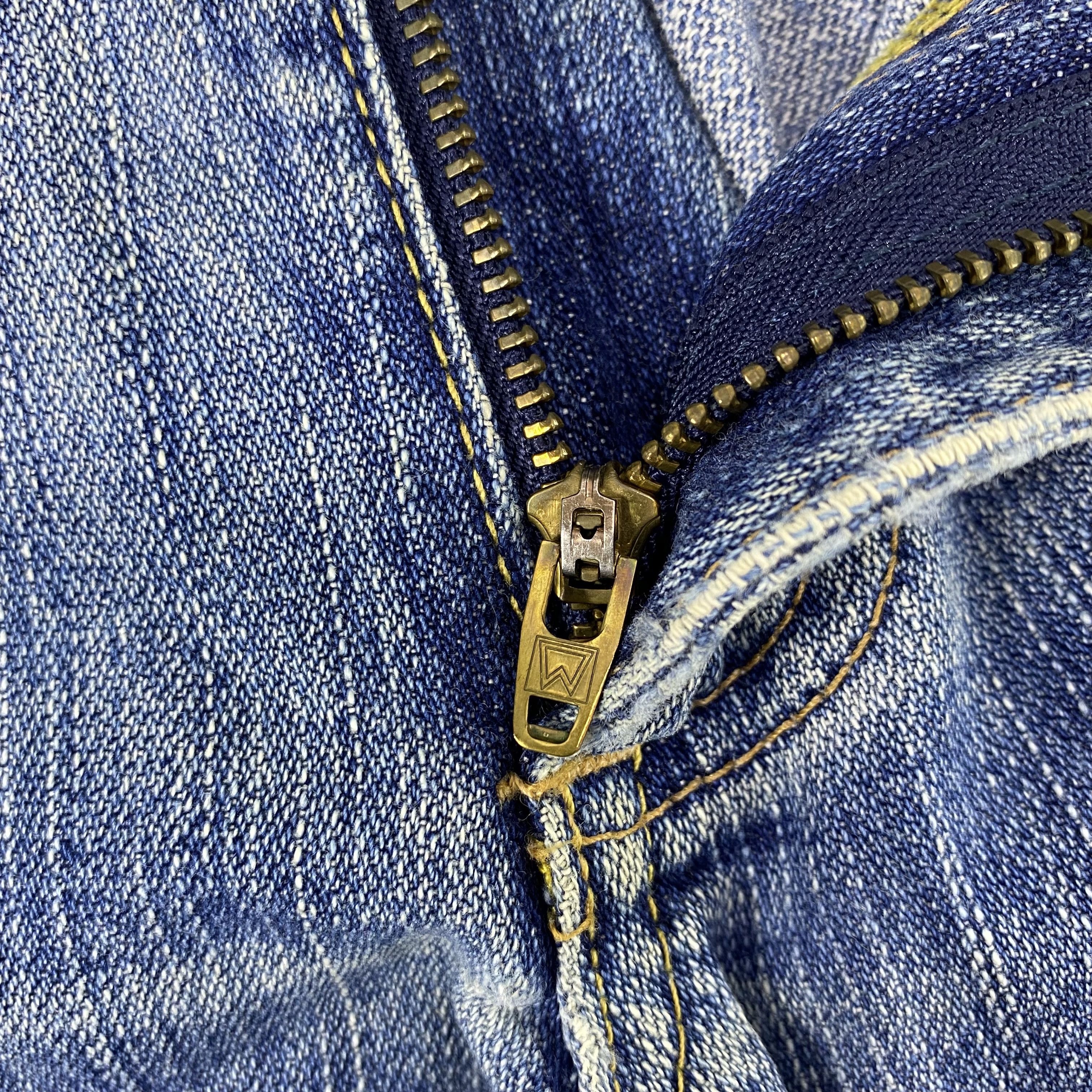 Vintage × Wrangler Vintage Wrangler Distress Blube Wash Jeans - J1149 Size US 35 - 12 Thumbnail