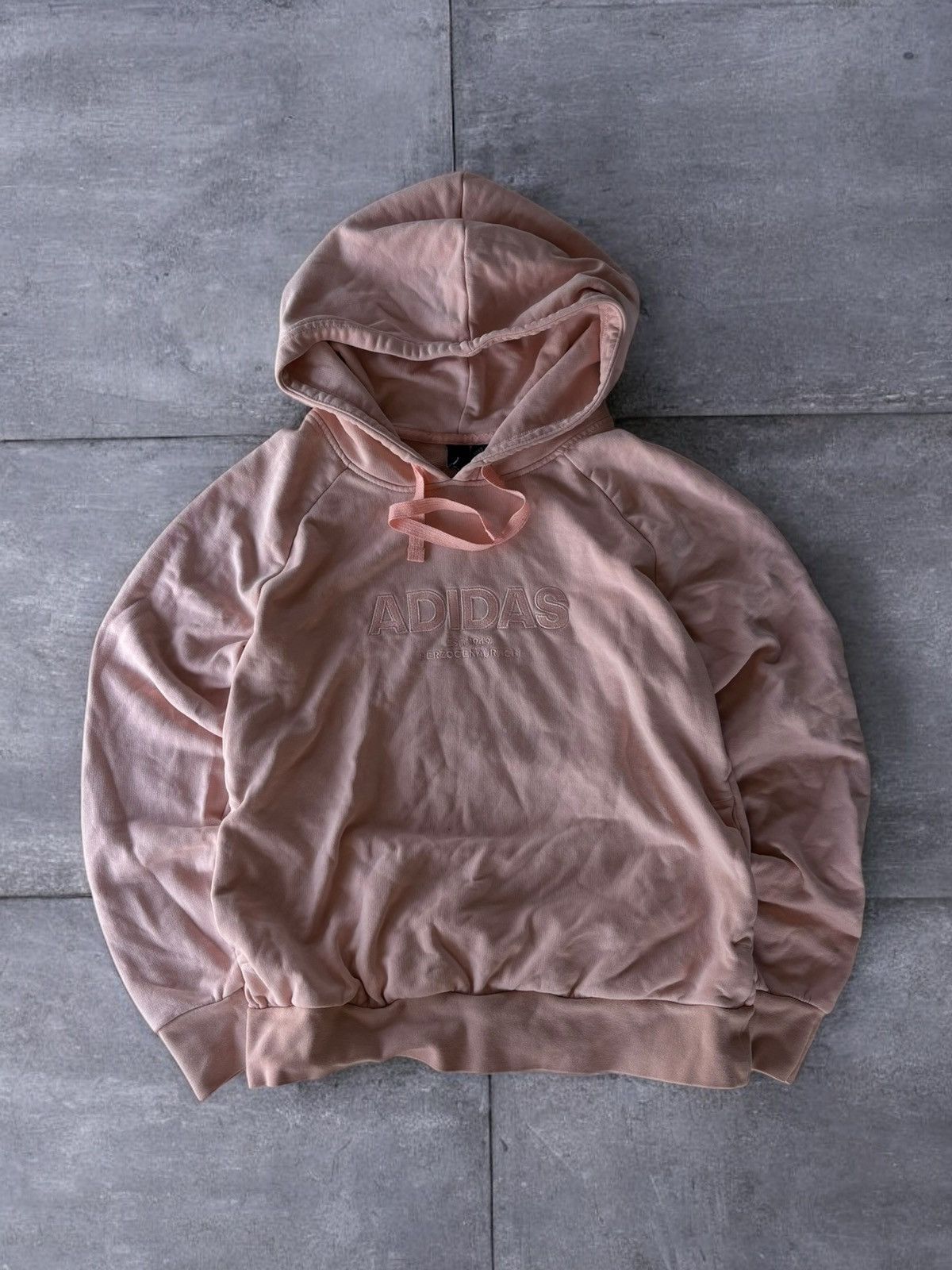 Adidas × Vintage adidas Hoodie Center Logo Streetwear Size M / US 6-8 / IT 42-44 - 1 Thumbnail