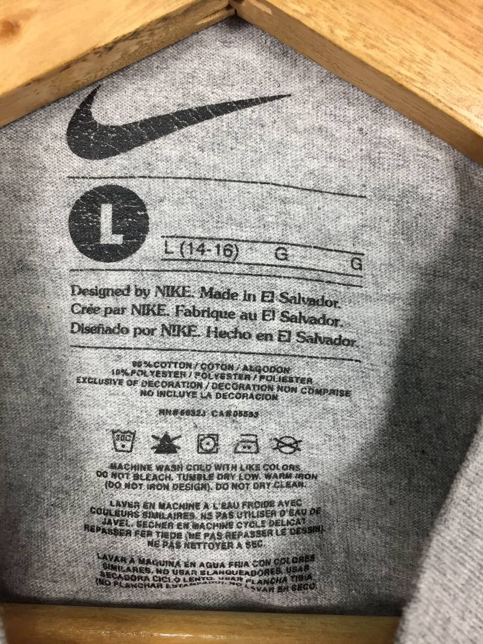 Nike × Vintage Nike Just Do It Spell Out Logo Sportswear Tee Size Youth L Size US M / EU 48-50 / 2 - 9 Thumbnail
