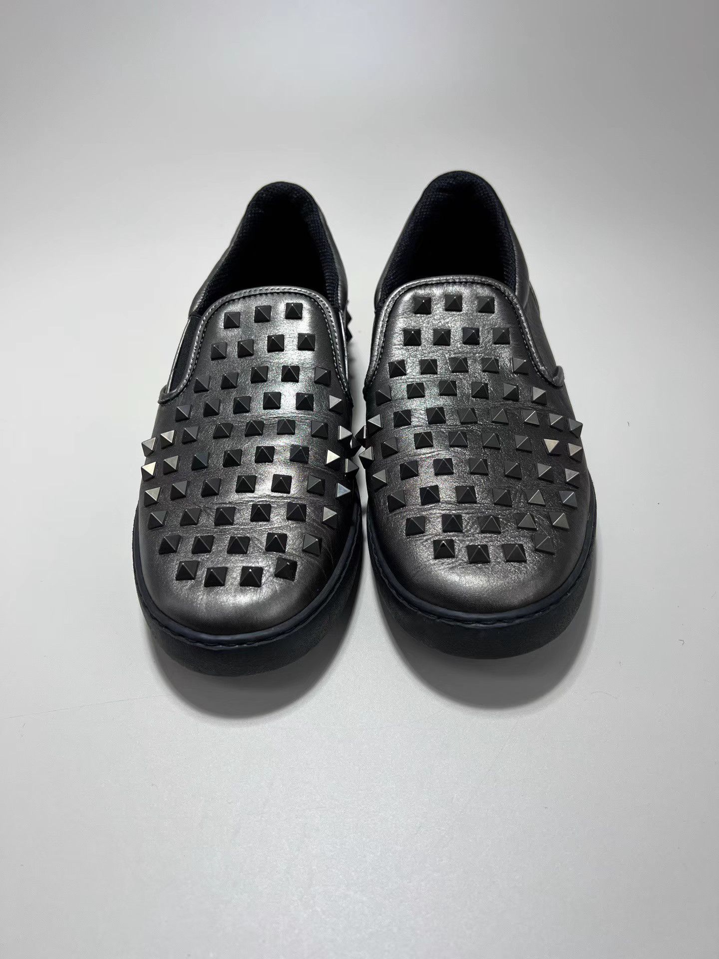 Valentino VALENTINO Rockstud Slip-On Sneakers Size US 9 / EU 42 - 3 Thumbnail