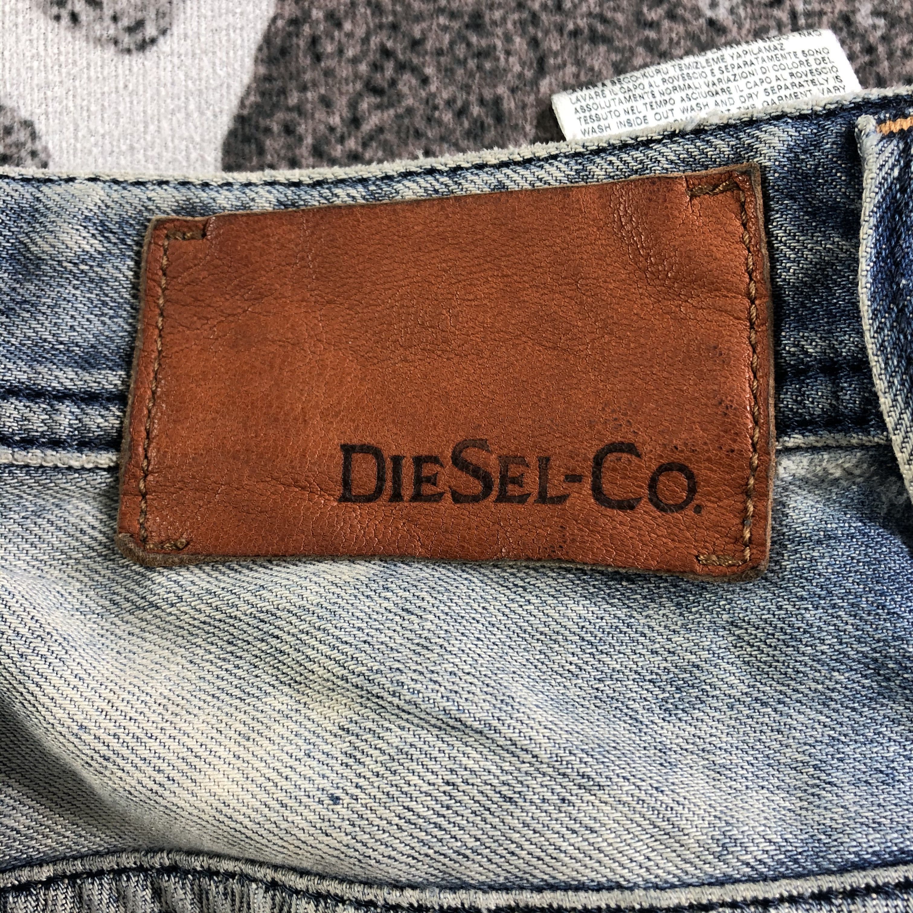 Diesel Ripped Jeans Faded Blue Denim KJ2885