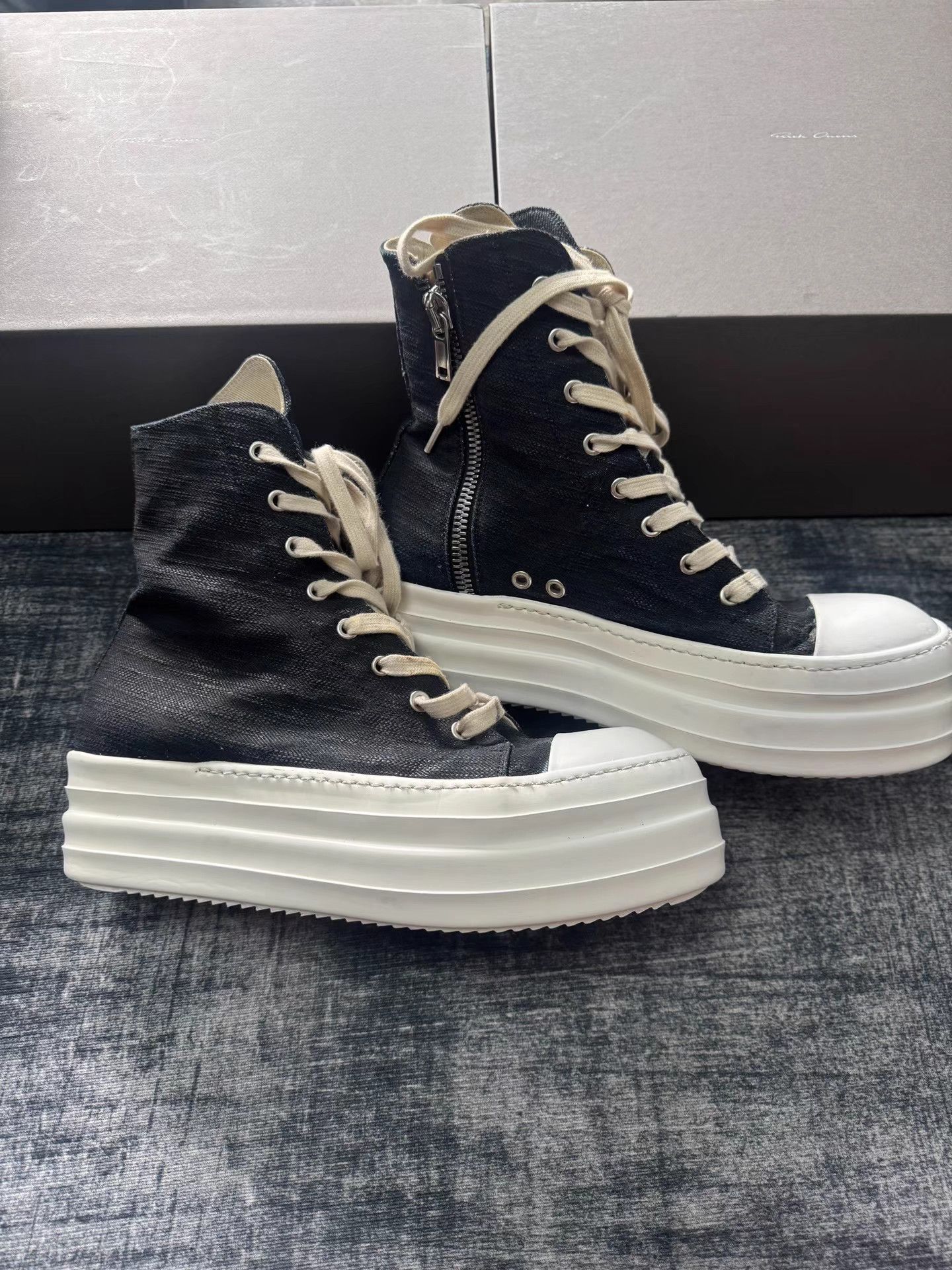 Rick Owens Rick Owens Waxed Double Bumper Jumbo Sneakers Size US 9 / EU 42 - 2 Thumbnail