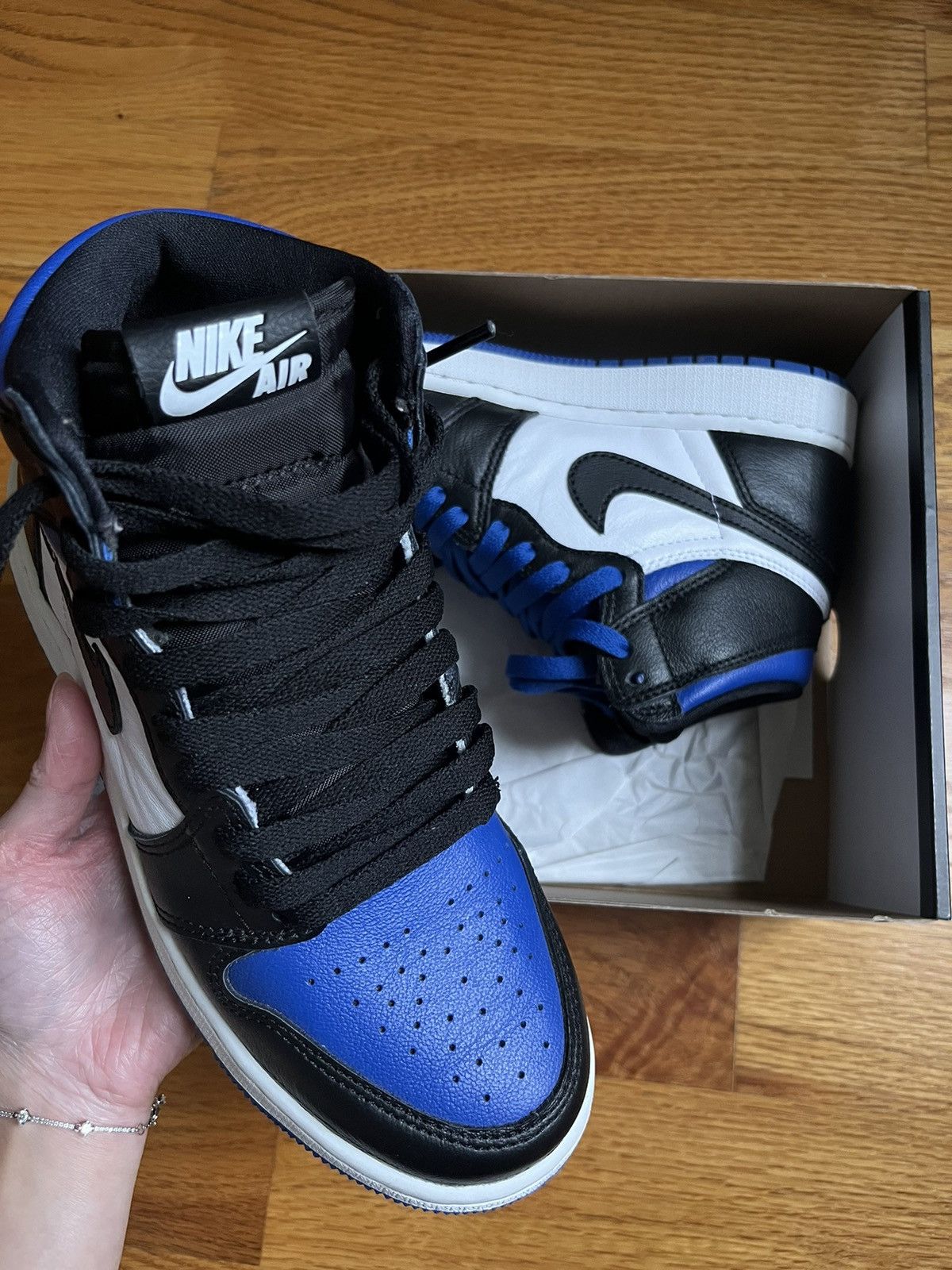 Jordan Brand × Nike Game Royal Jordan 1s Size US 5 / IT 35 - 3 Thumbnail