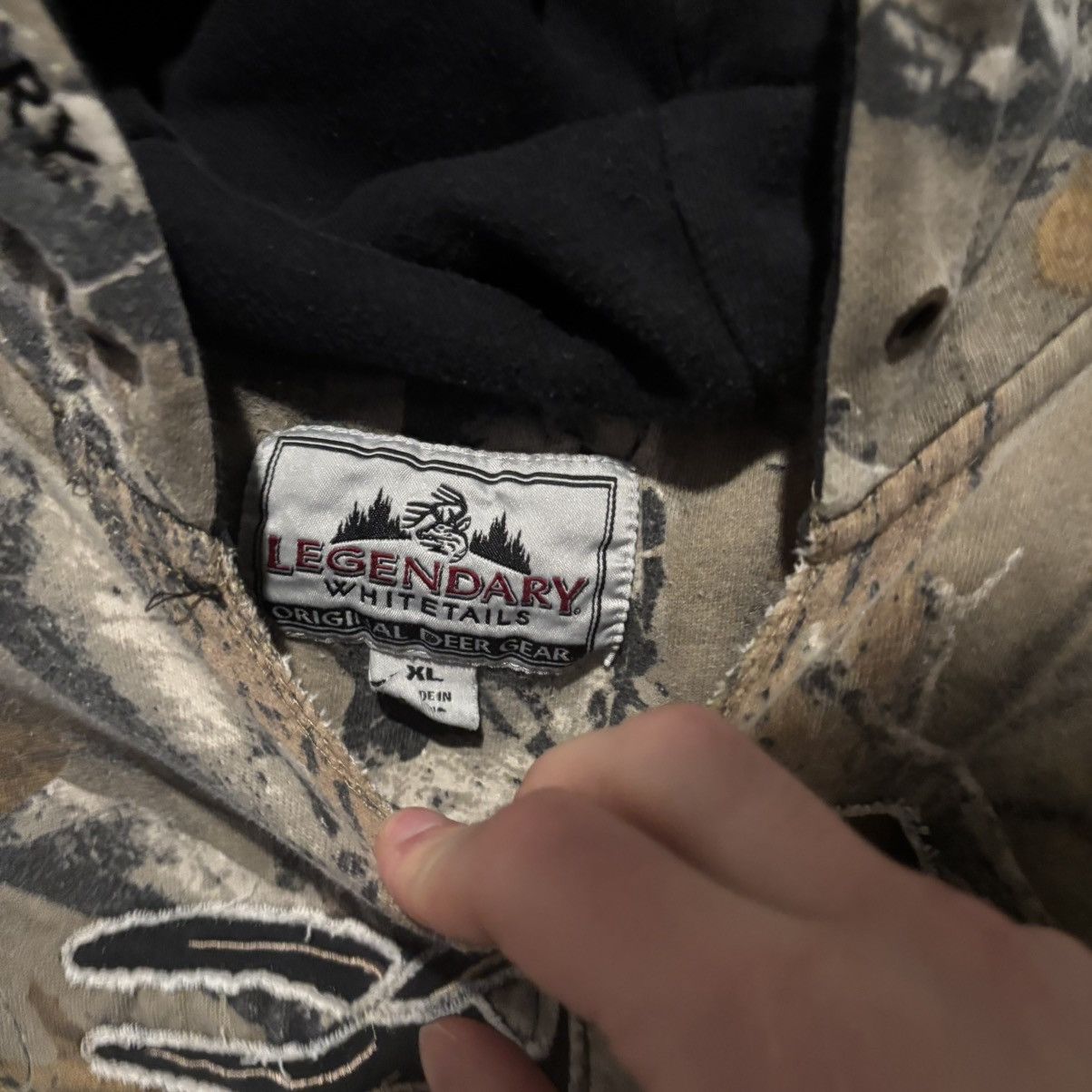 Vintage Y2K 2000s Realtree Legendary Whitetails Camo Hoodie Size US XL / EU 56 / 4 - 2 Thumbnail