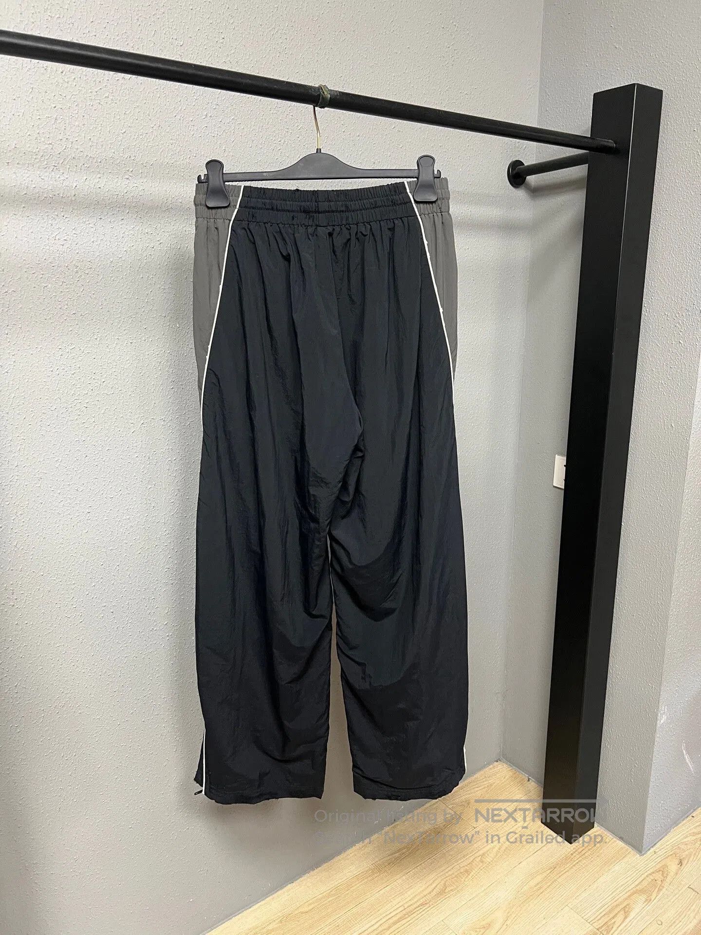 Balenciaga balenciaga x puma athletic pants in black. Size US 30 / EU 46 - 2 Thumbnail
