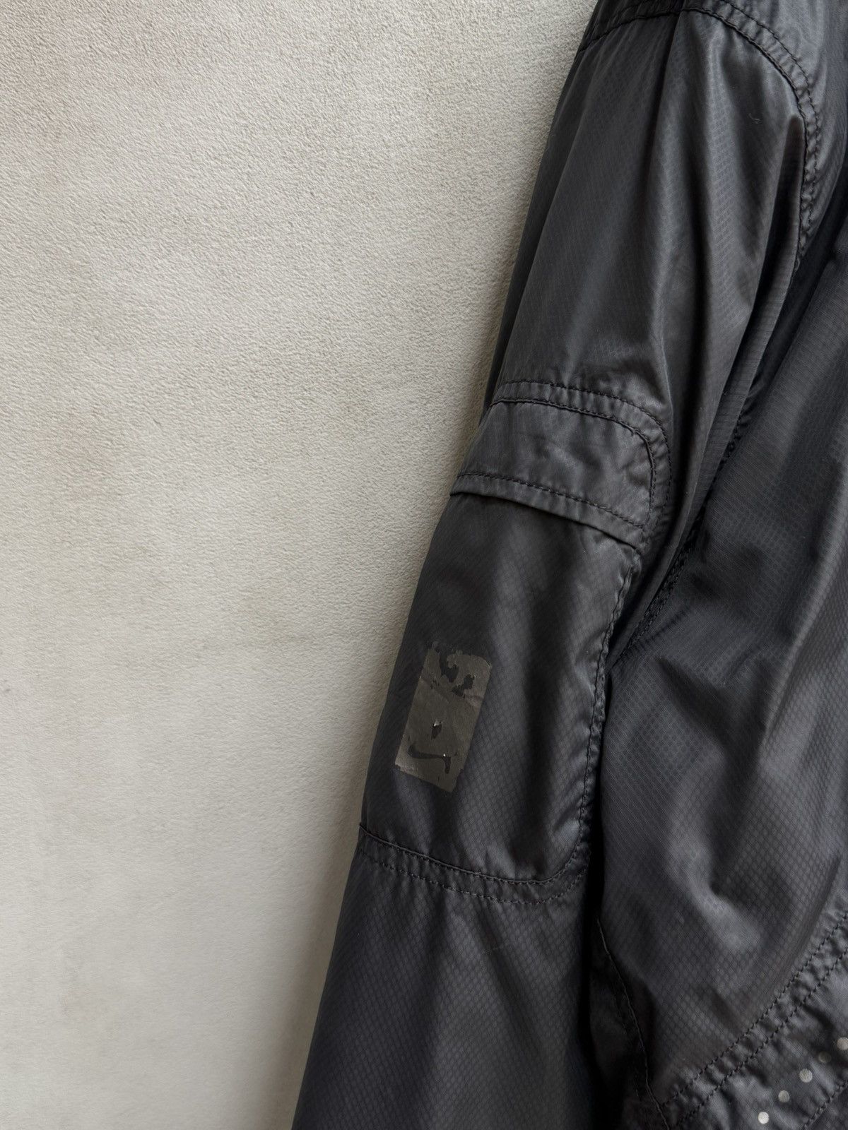 Nike Vintage Nike ACG Puffer Jacket Hooded 00’s Dry Tech Size US XXL / EU 58 / 5 - 8 Thumbnail