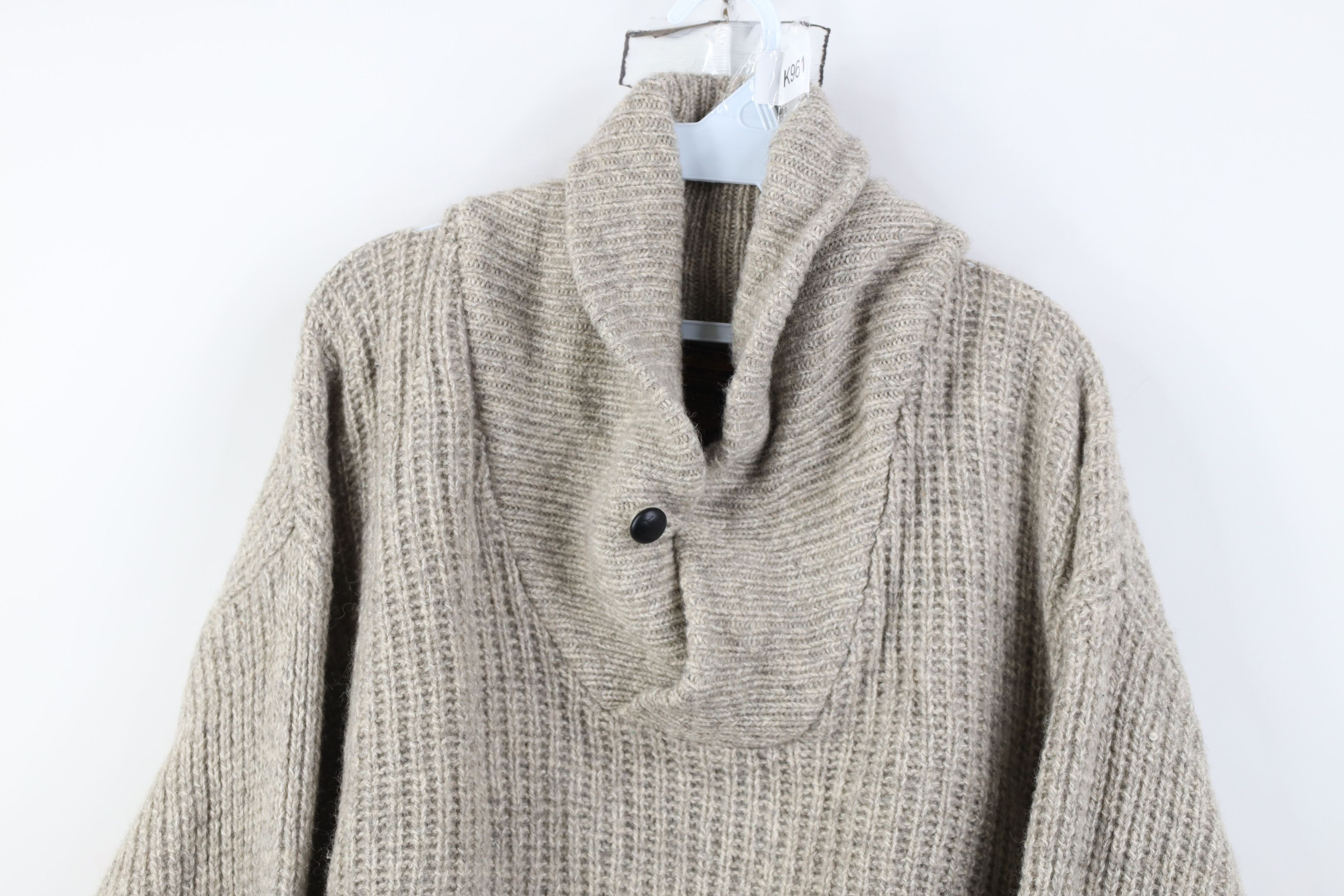 Eddie Bauer Vintage 90s Eddie Bauer Ribbed Knit Shawl Sweater Beige Size US L / EU 52-54 / 3 - 2 Thumbnail