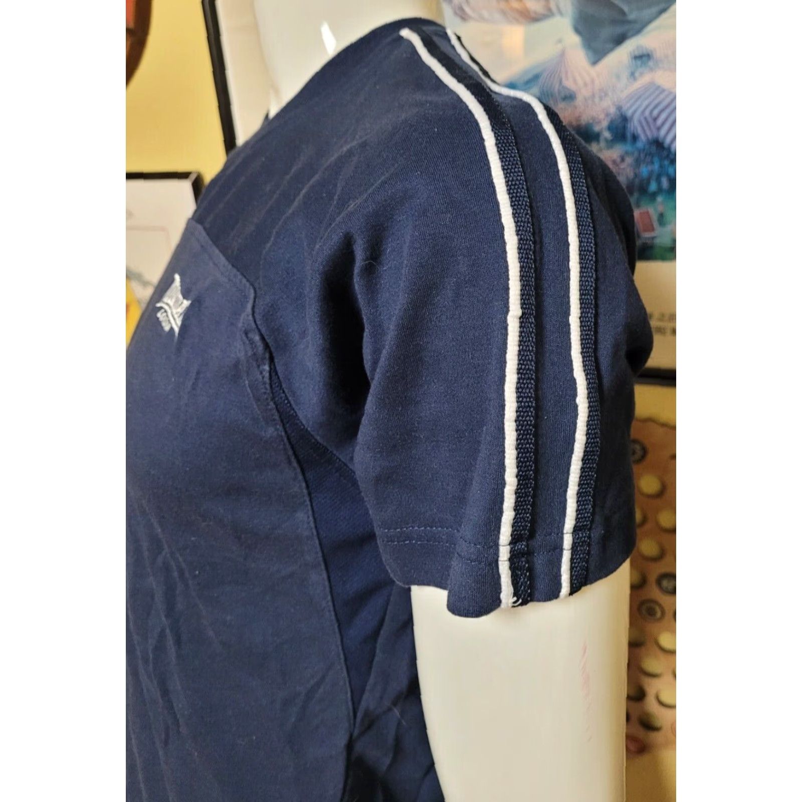 Lonsdale Womens Lonsdale London Sewn Logo T Shirt Size M Medium UK Boxing MMA NICE Short Sleeve V-Neck Cotton Blend Blue Womens T-Shirt Size M / US 6-8 / IT 42-44 - 3 Thumbnail