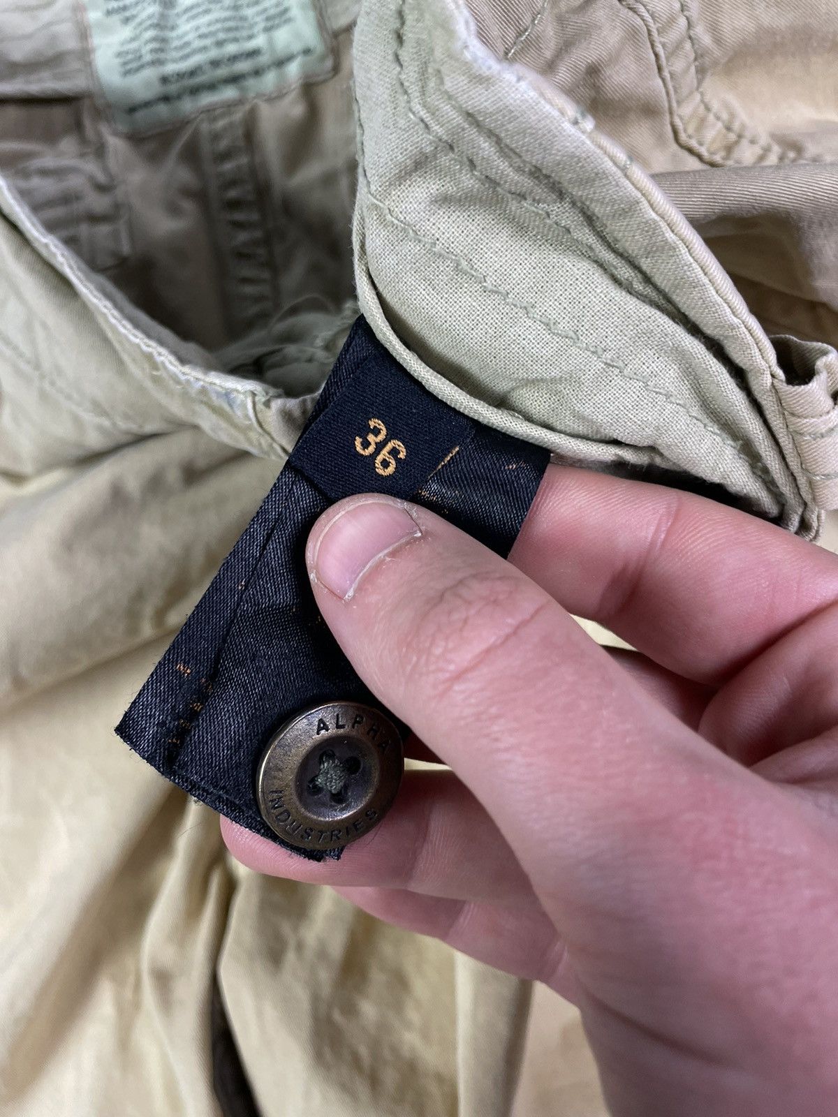 Alpha Industries × Vintage Vintage Alpha Industries Military Y2K Cargo Shorts Size US 36 / EU 52 - 5 Thumbnail