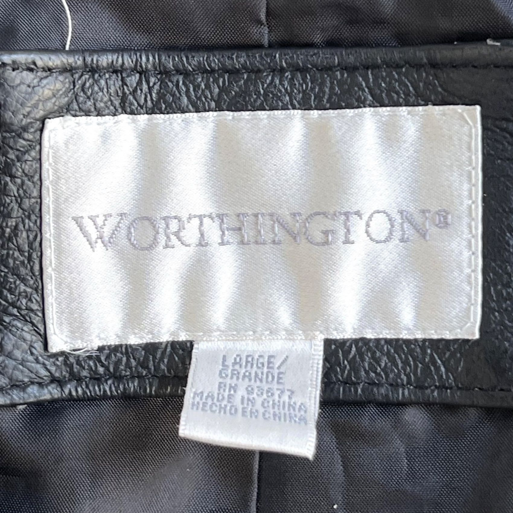 Worthington Worthington Blazer Jacket Womens Large Black Faux Leather 3 Button Lined Pockets Shirt Womens Large Black Button Front Closure Casual Business Size L / US 10 / IT 46 - 4 Thumbnail