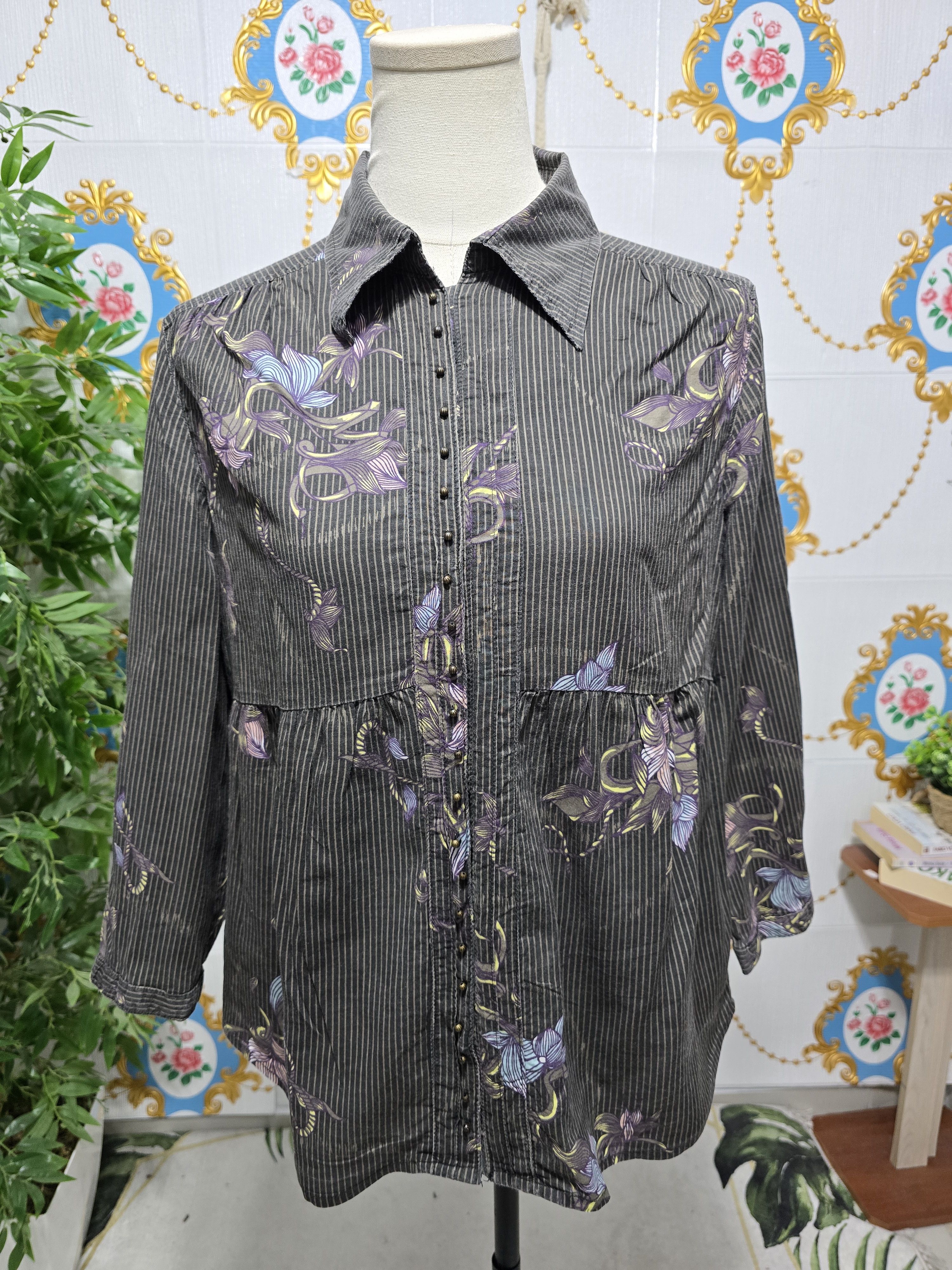 Diesel DIESEL vintage Shirt women xl , in EXCELLENT CONDITION Size XL / US 12-14 / IT 48-50 - 1 Thumbnail