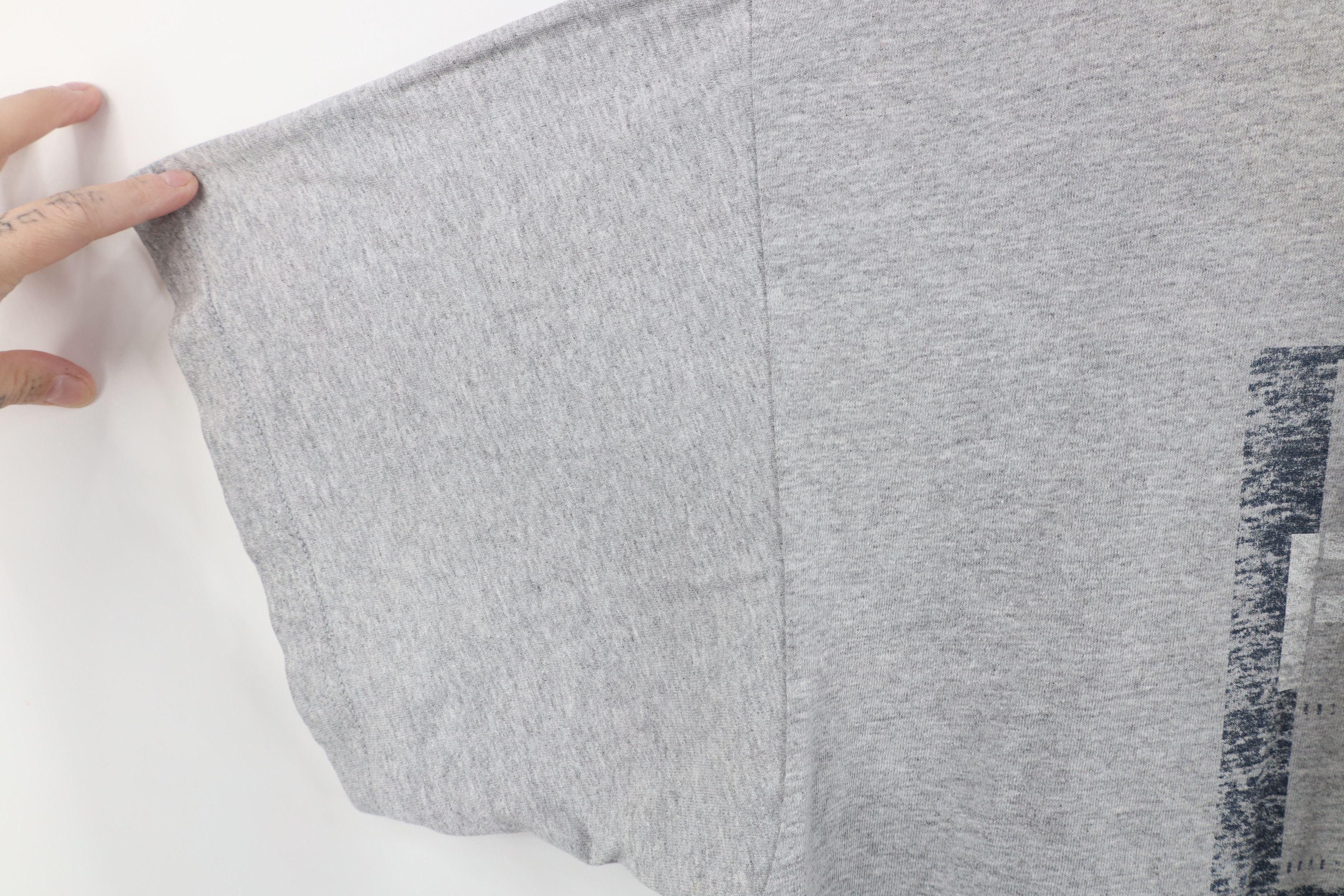 Nike Vintage Y2K Nike Scott Center Swoosh Football T-Shirt Gray Size US XXL / EU 58 / 5 - 6 Thumbnail