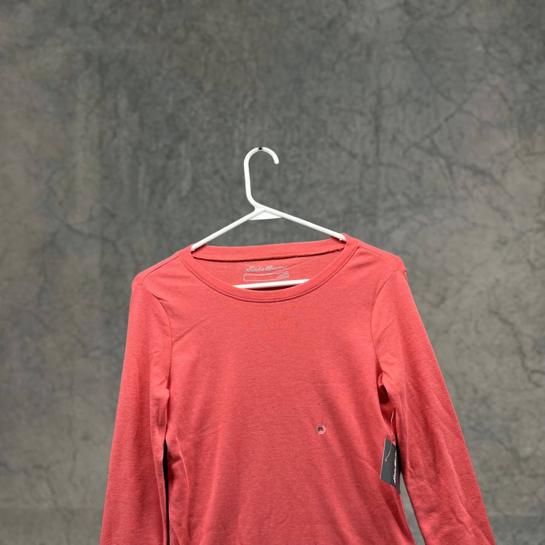 Eddie Bauer VINTAGE Eddie Bauer Sweater Women PS Ladie Pink Crewneck Sweatshirt Pullover Favorite Ls Size S / US 4 / IT 40 - 1 Thumbnail