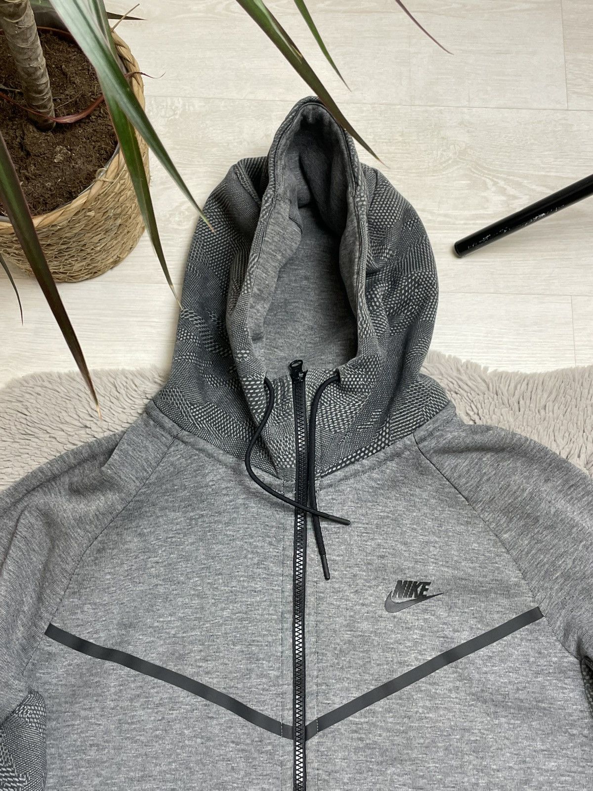 Nike Nike Tech Fleece Zip Hoodie Center Swoosh Drill Size US L / EU 52-54 / 3 - 2 Thumbnail