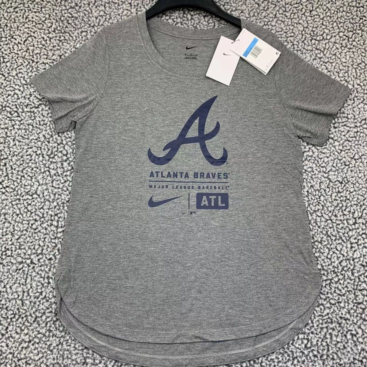Nike Atlanta Braves Shirt Women Nike Short Sleeve Crew Neck New M Size M / US 6-8 / IT 42-44 - 1 Thumbnail